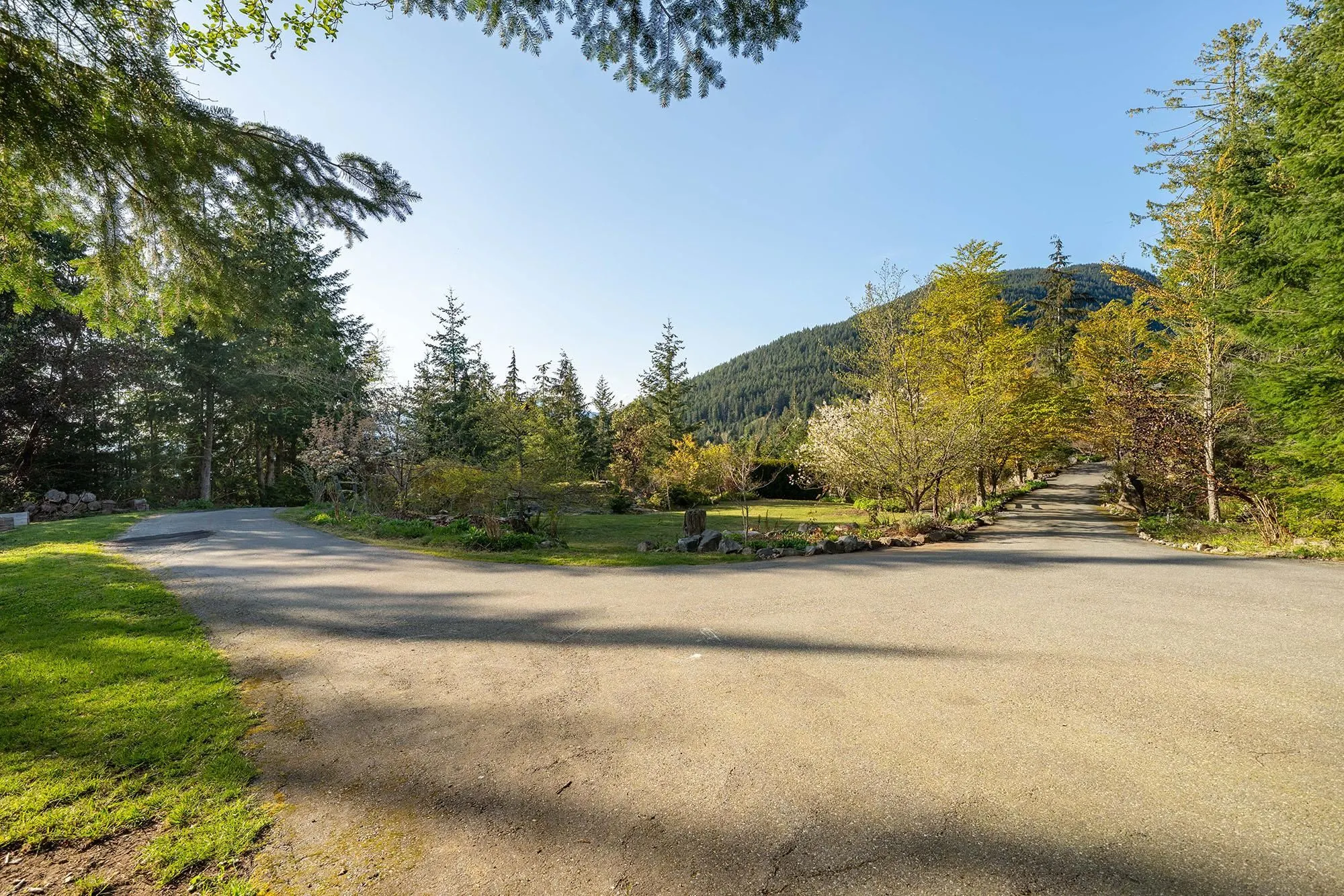 1335 Adams Road