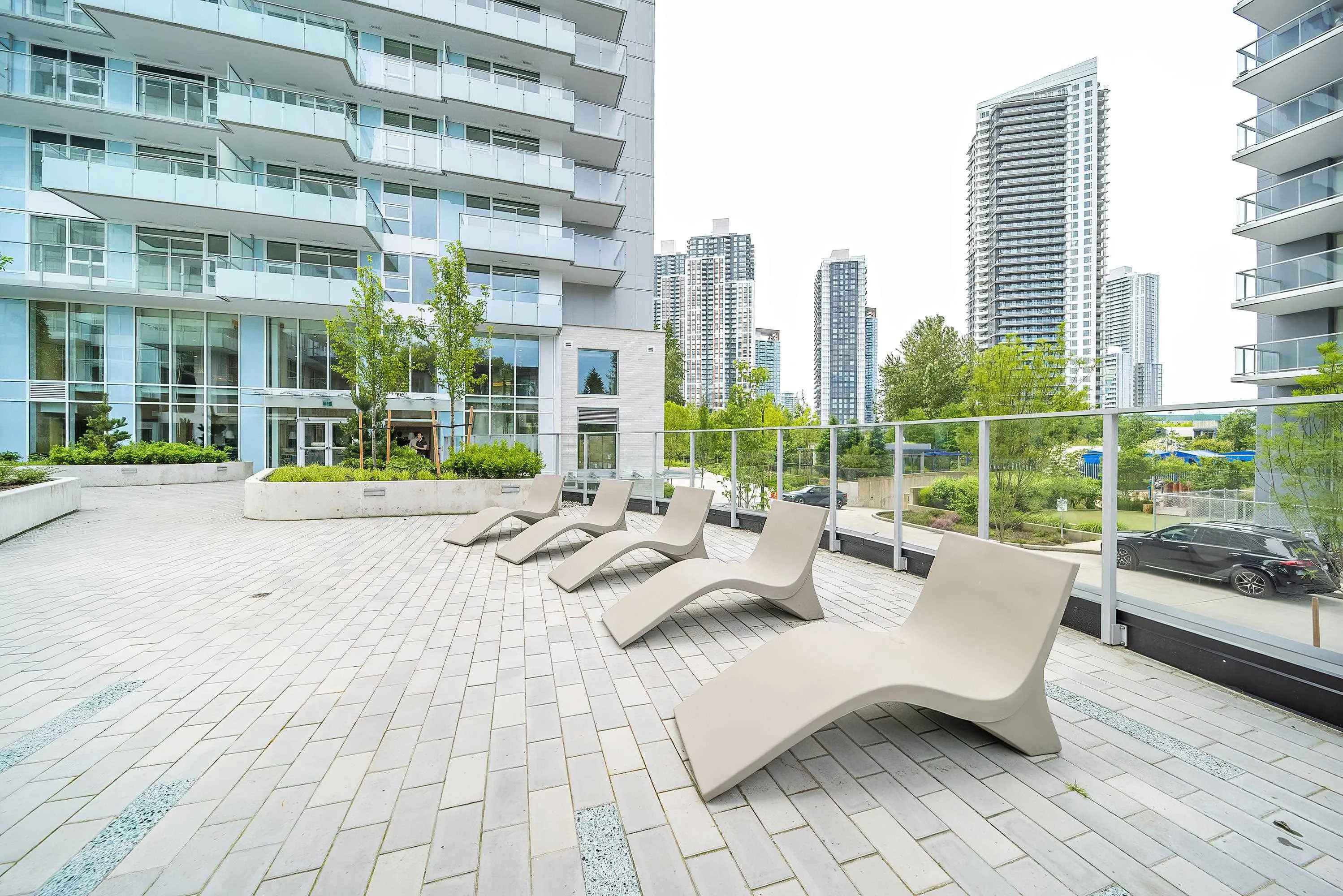 1606 13778 100 Avenue
