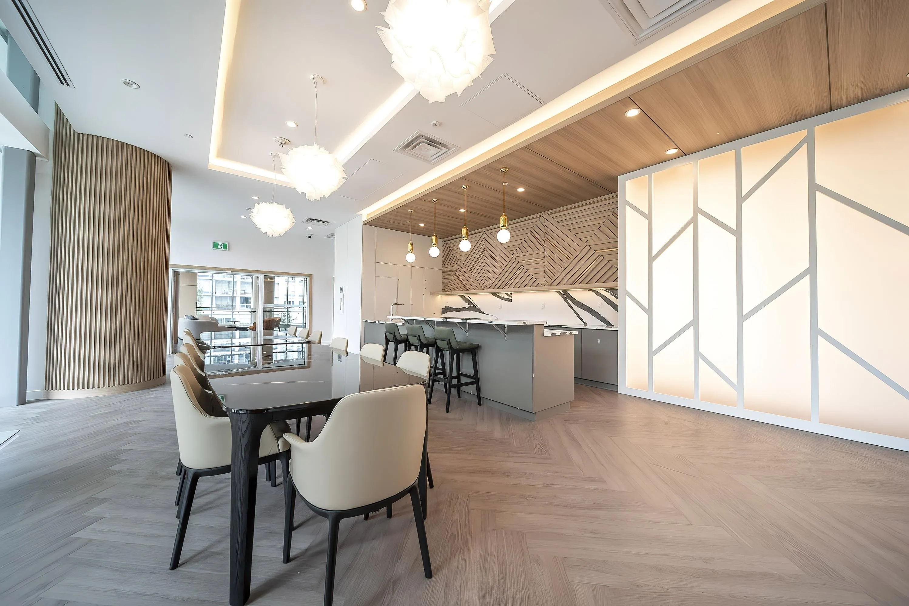 1606 13778 100 Avenue