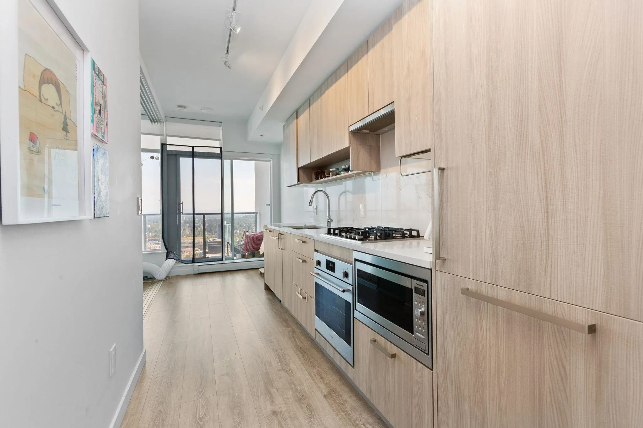4305 13350 Central Avenue
