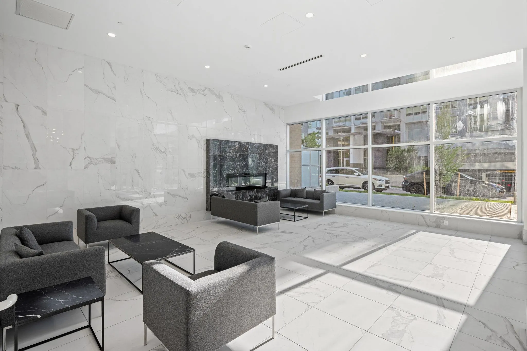 4305 13350 Central Avenue