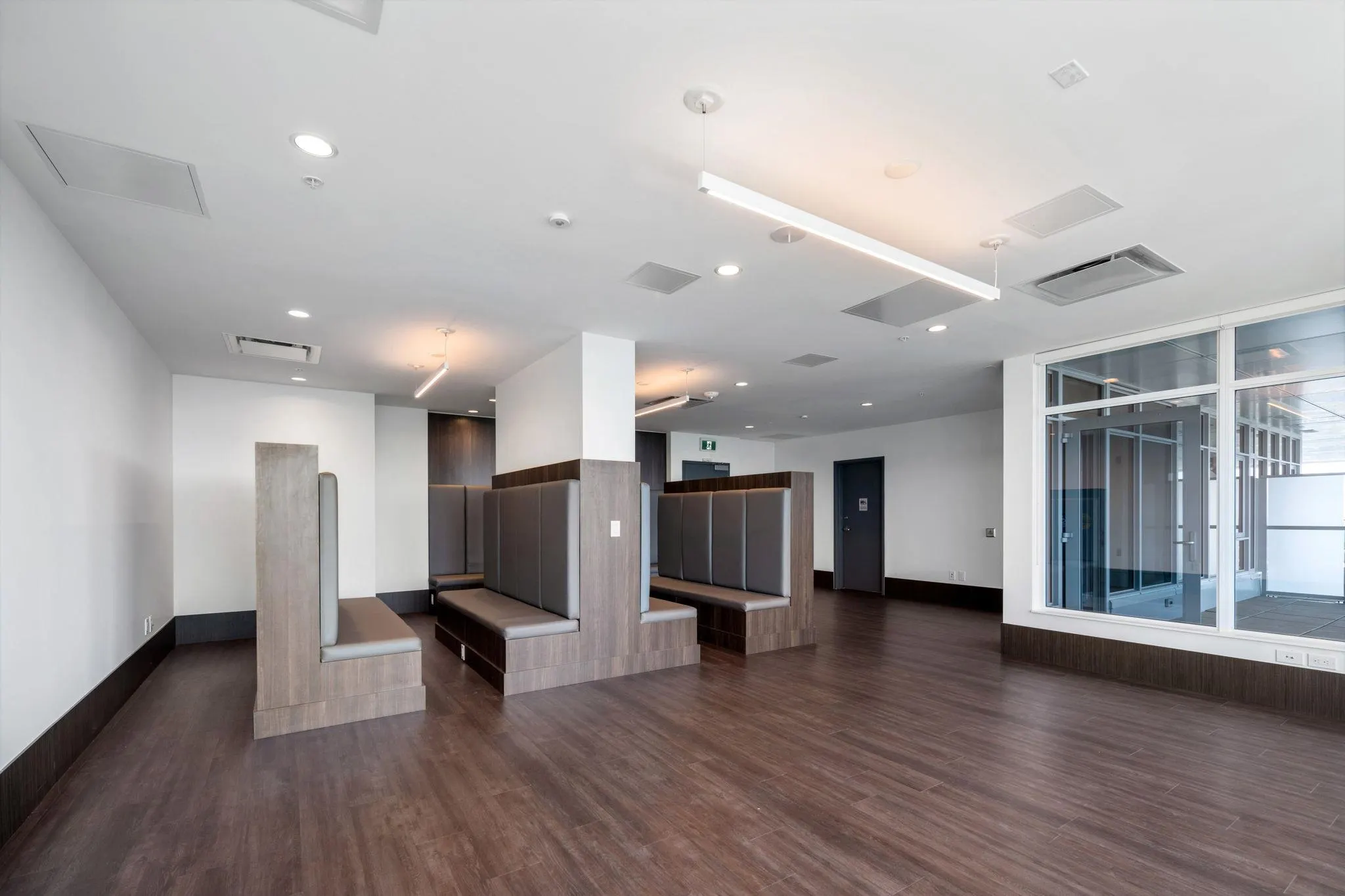 4305 13350 Central Avenue