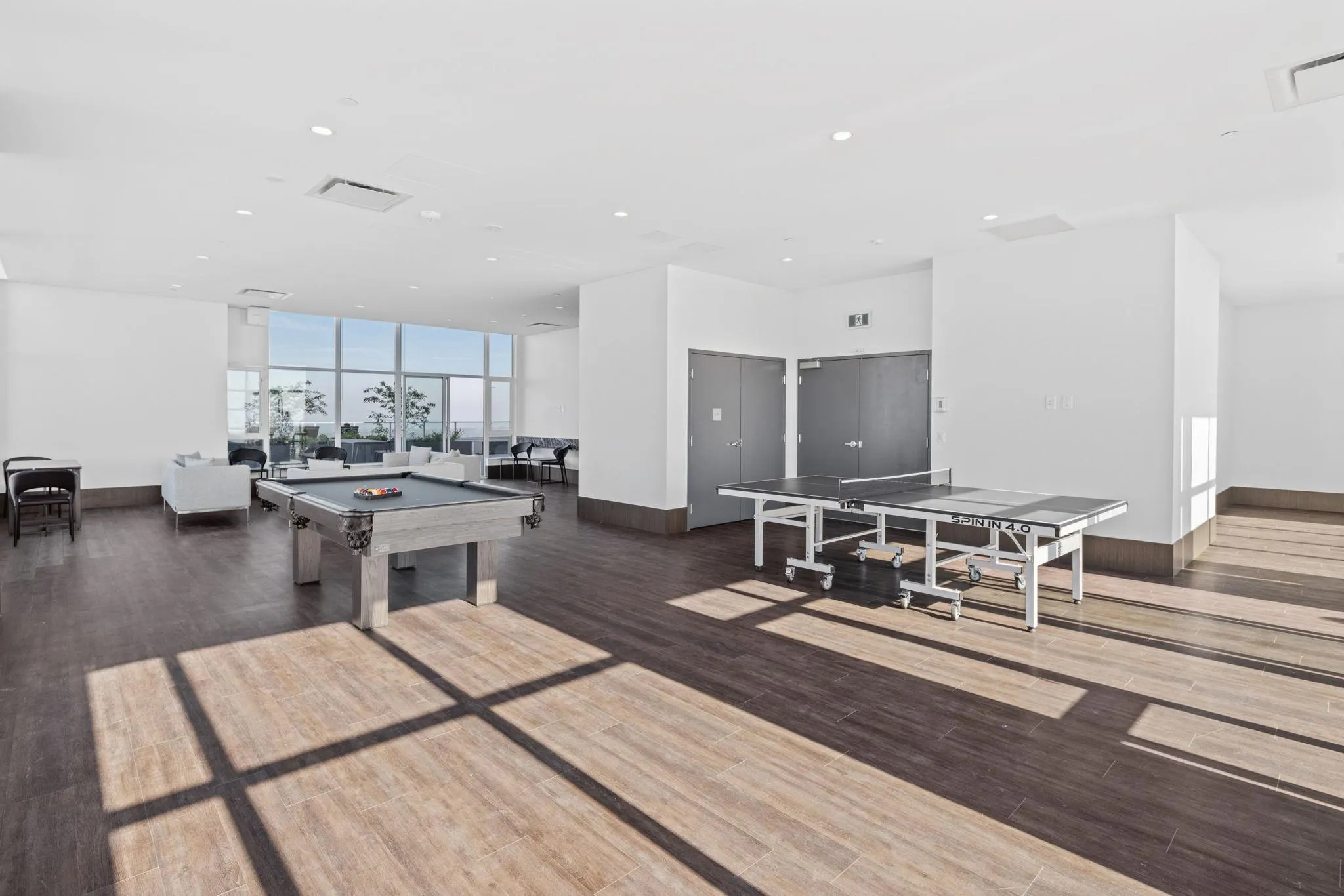 4305 13350 Central Avenue