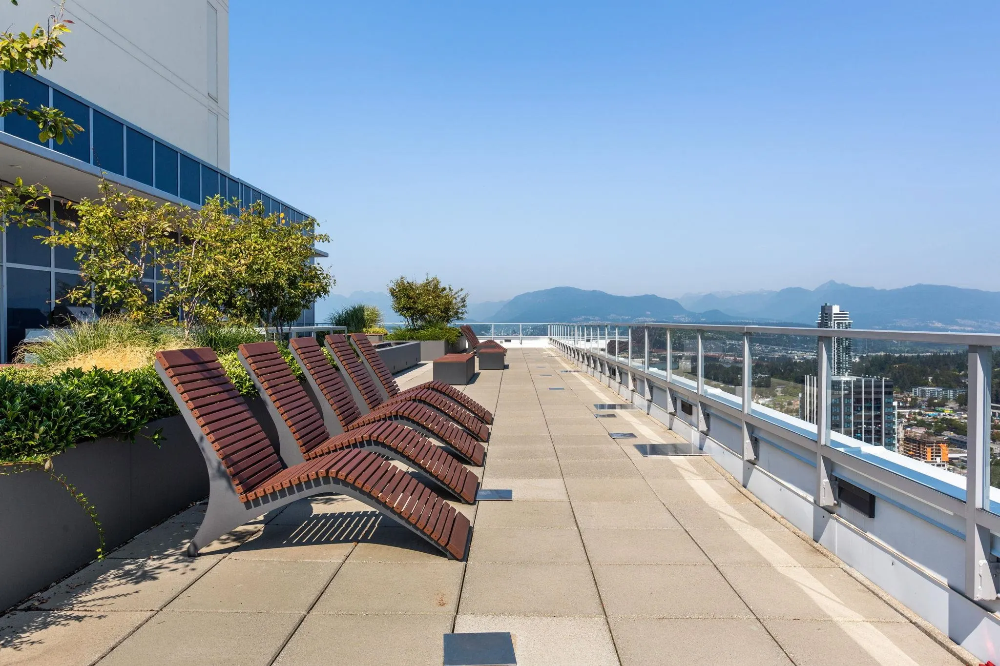 4305 13350 Central Avenue