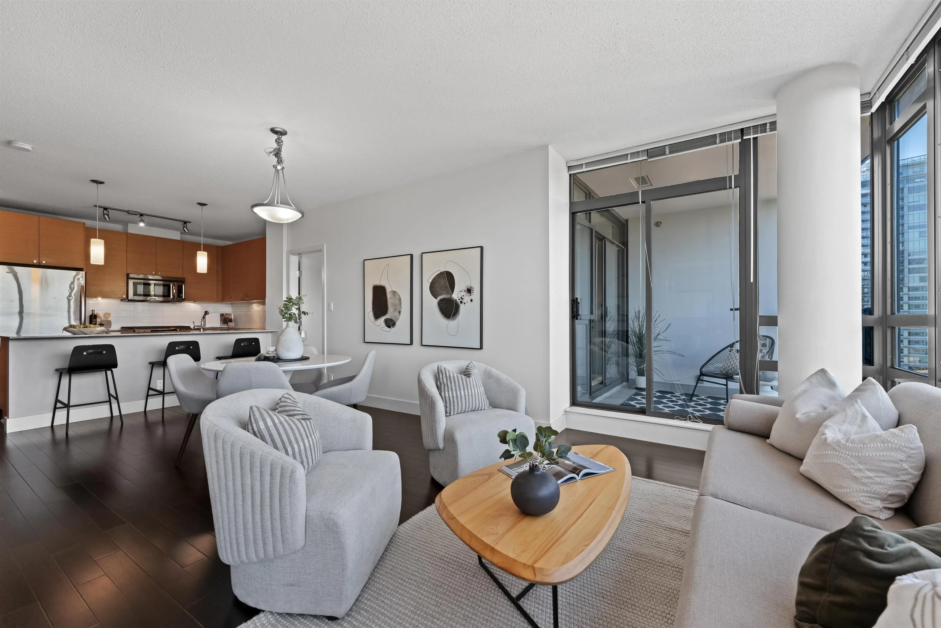 905 110 Brew Street