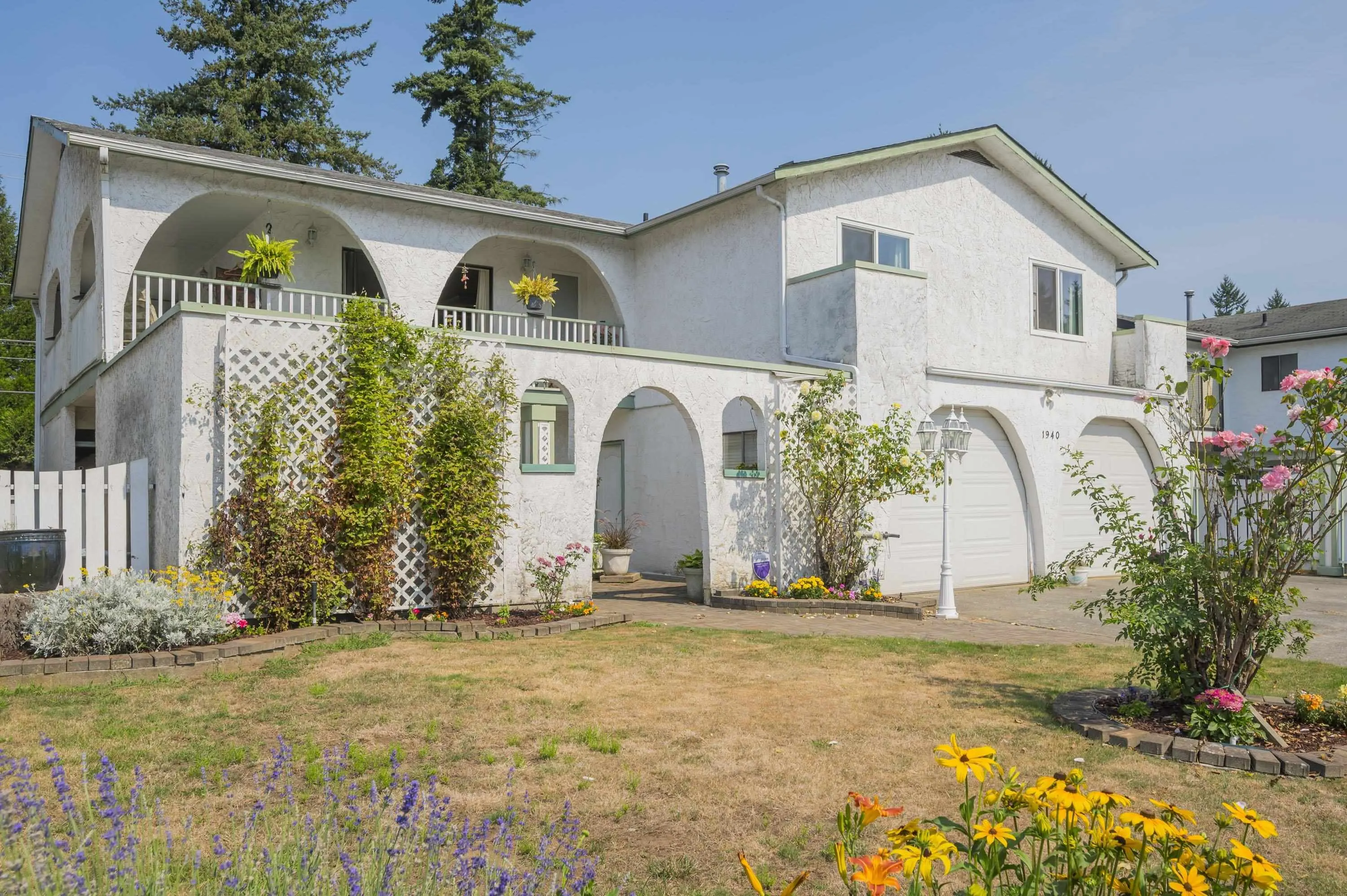 1940 Catalina Crescent