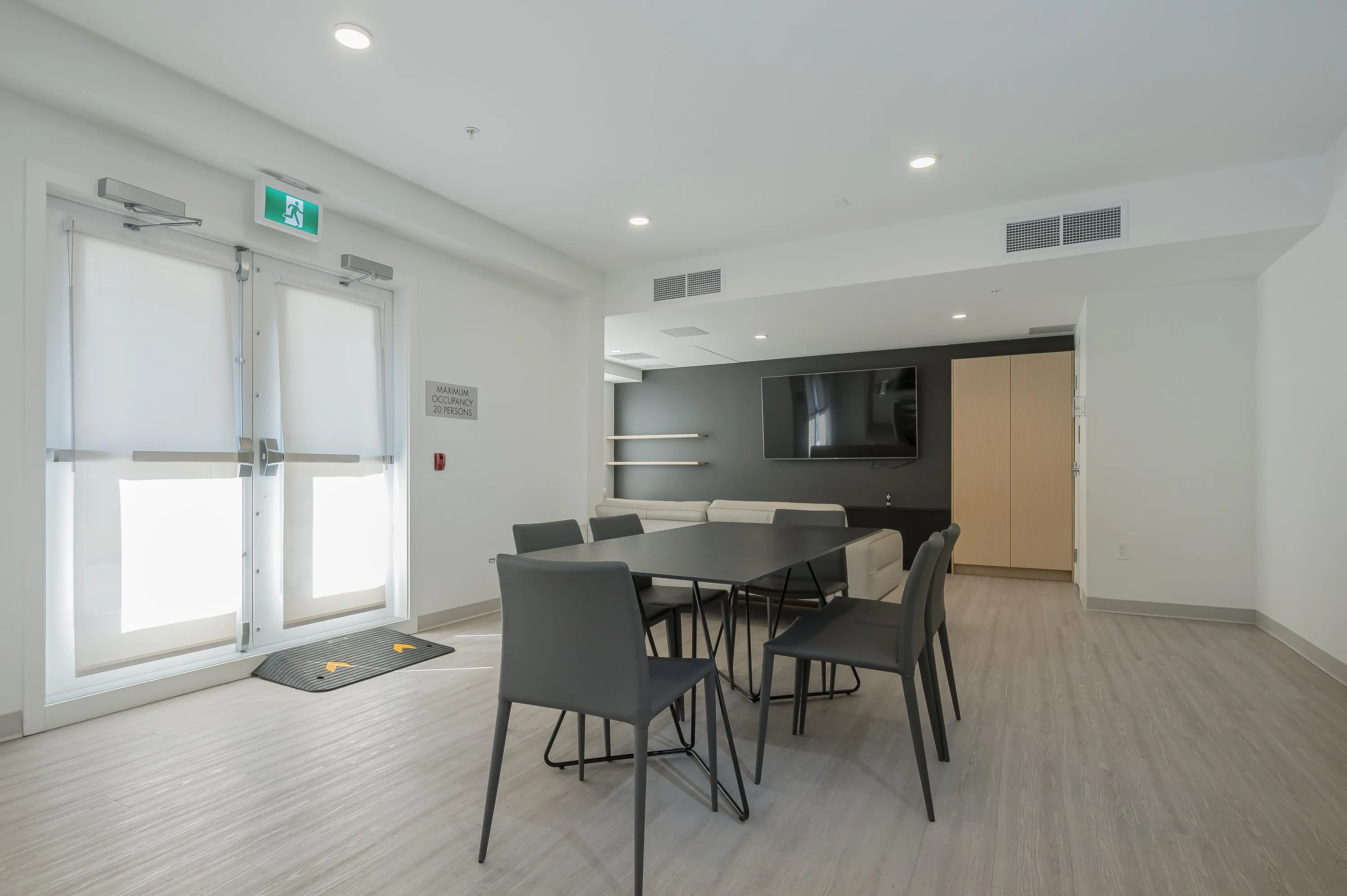207 10777 138 Street