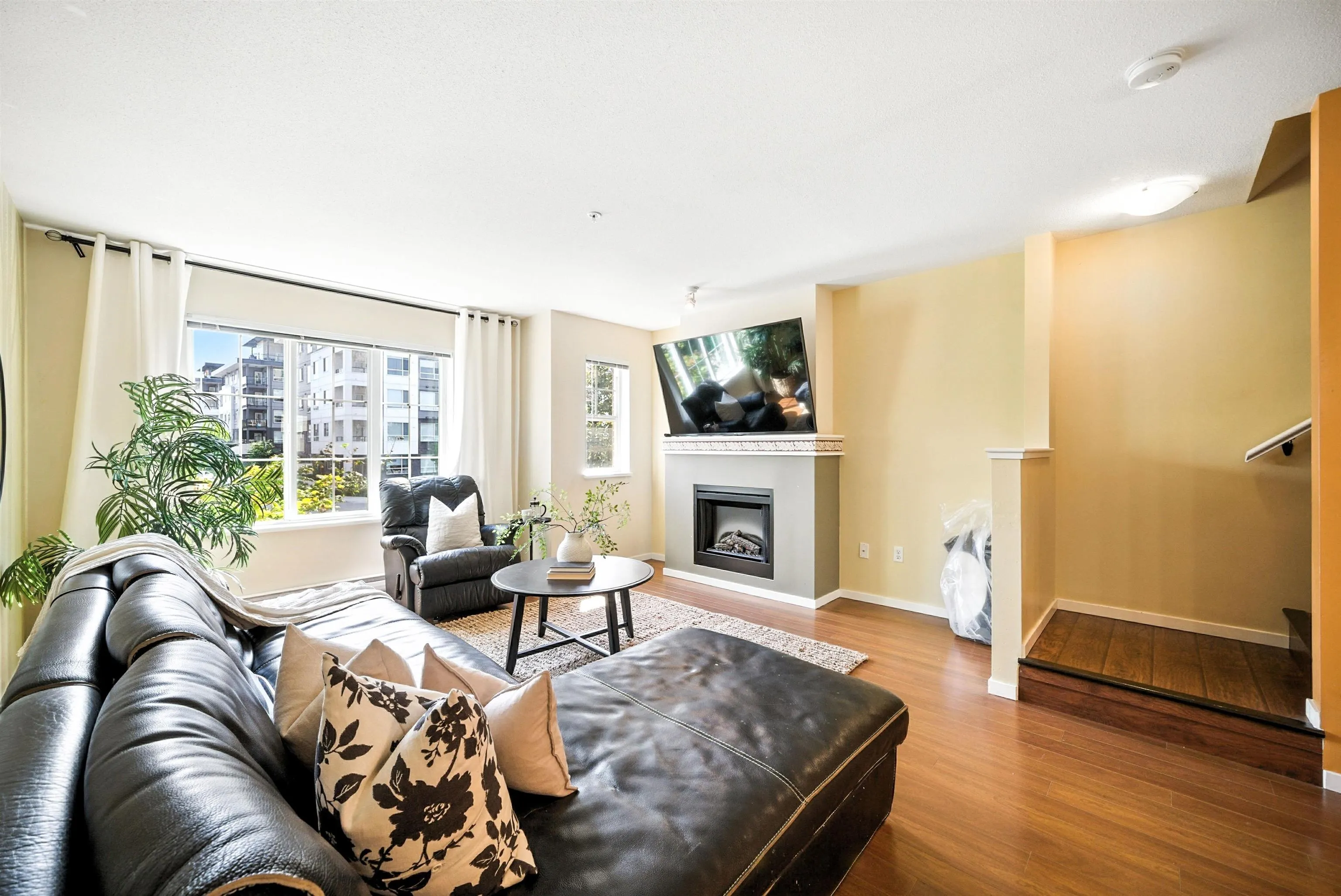 51 20875 80 Avenue