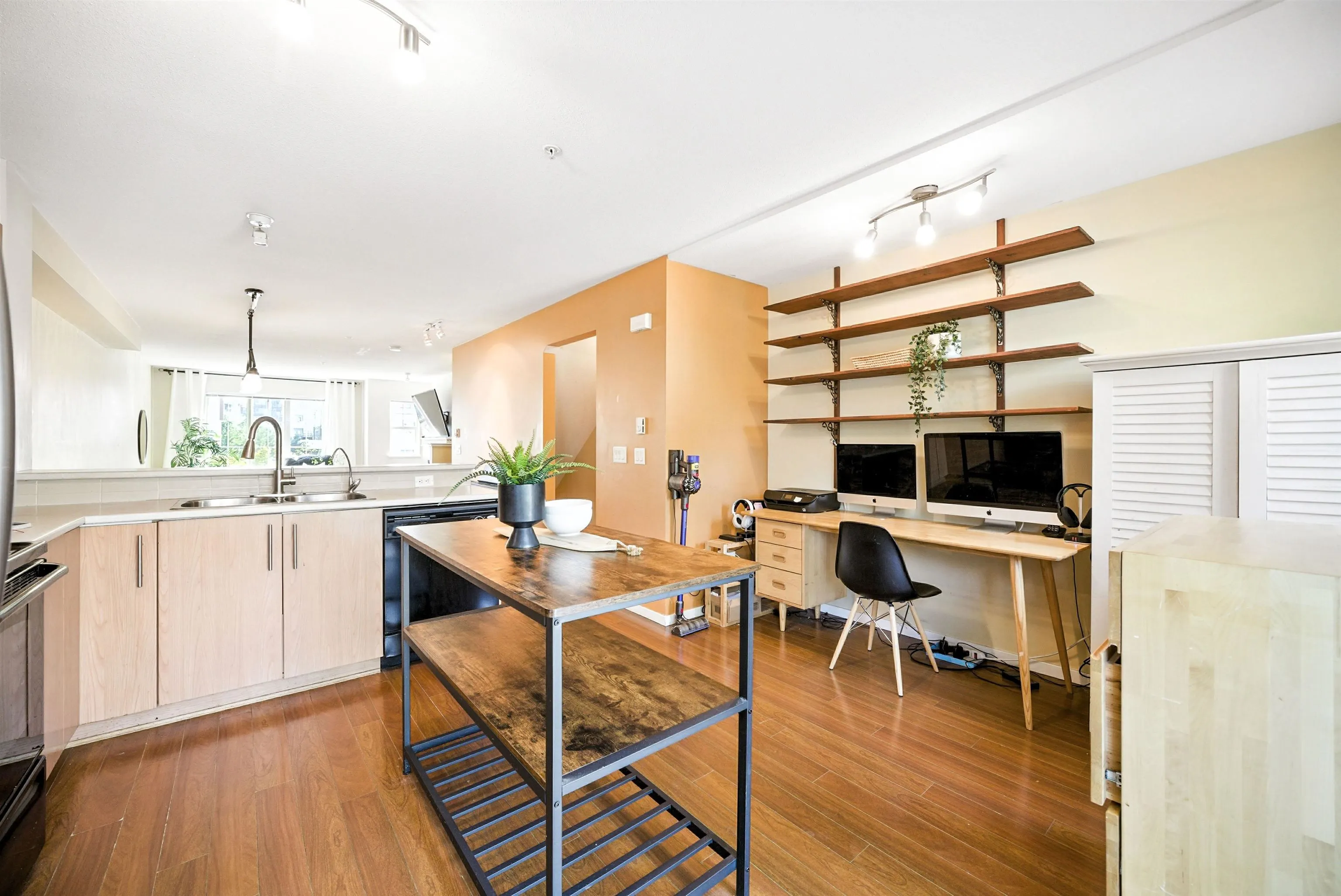51 20875 80 Avenue