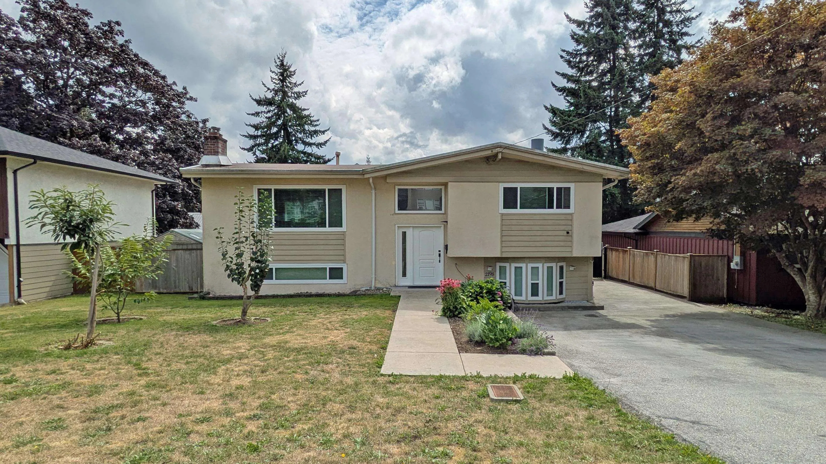 2198 Haversley Avenue