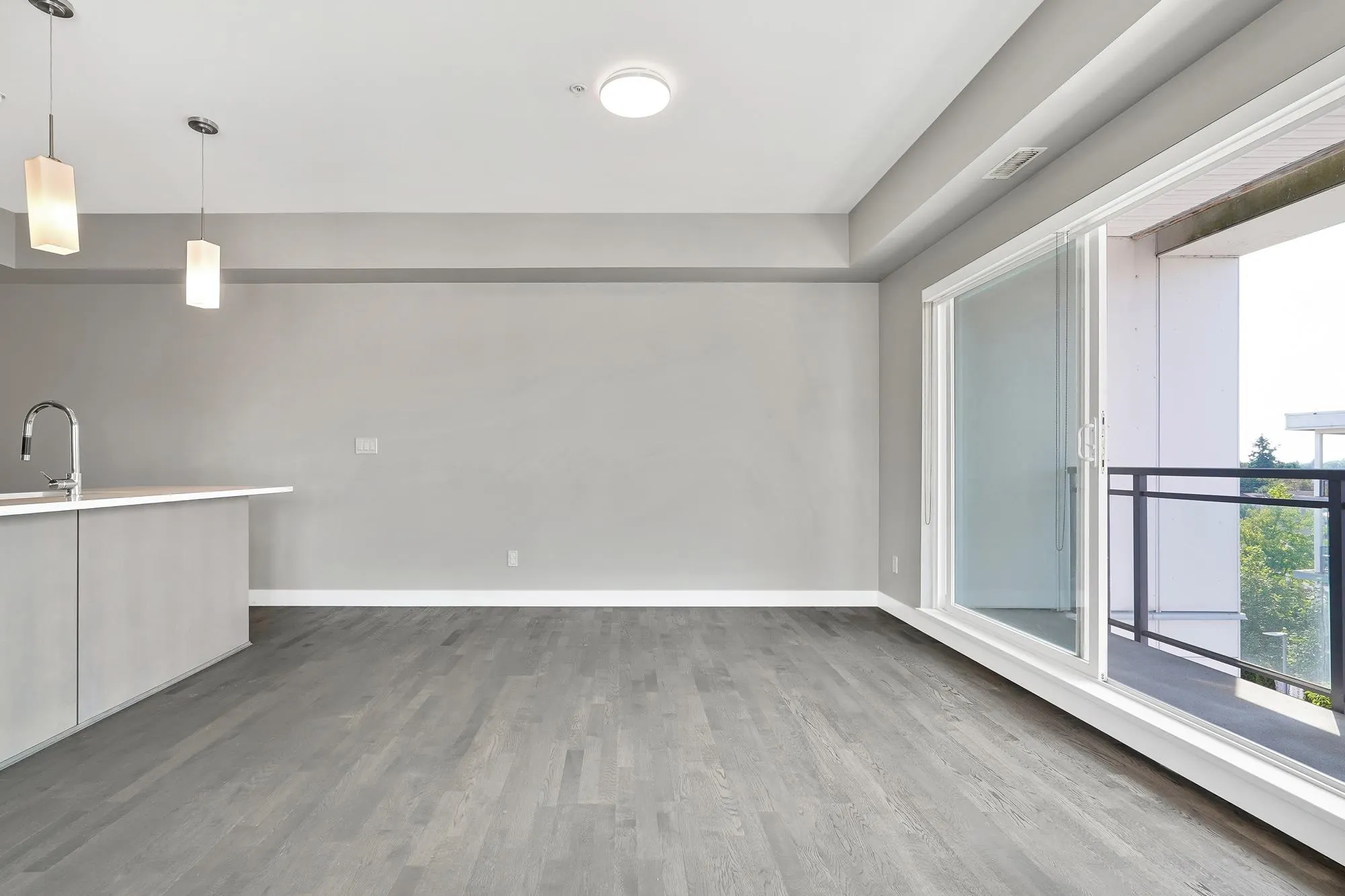 506 10033 River Drive