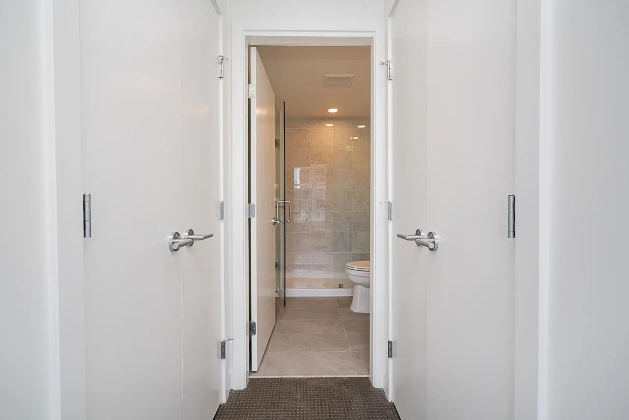 2301 518 Clarke Road