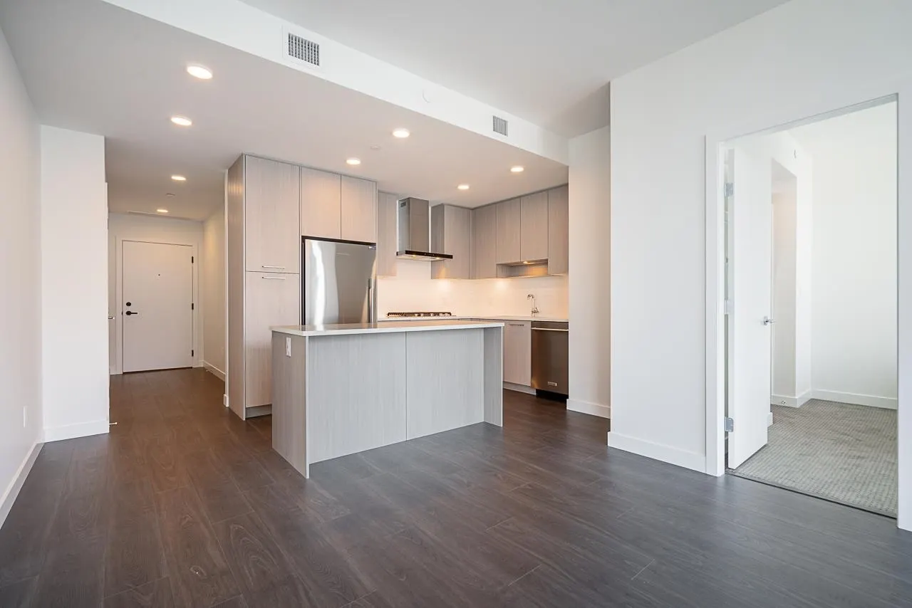 2301 518 Clarke Road