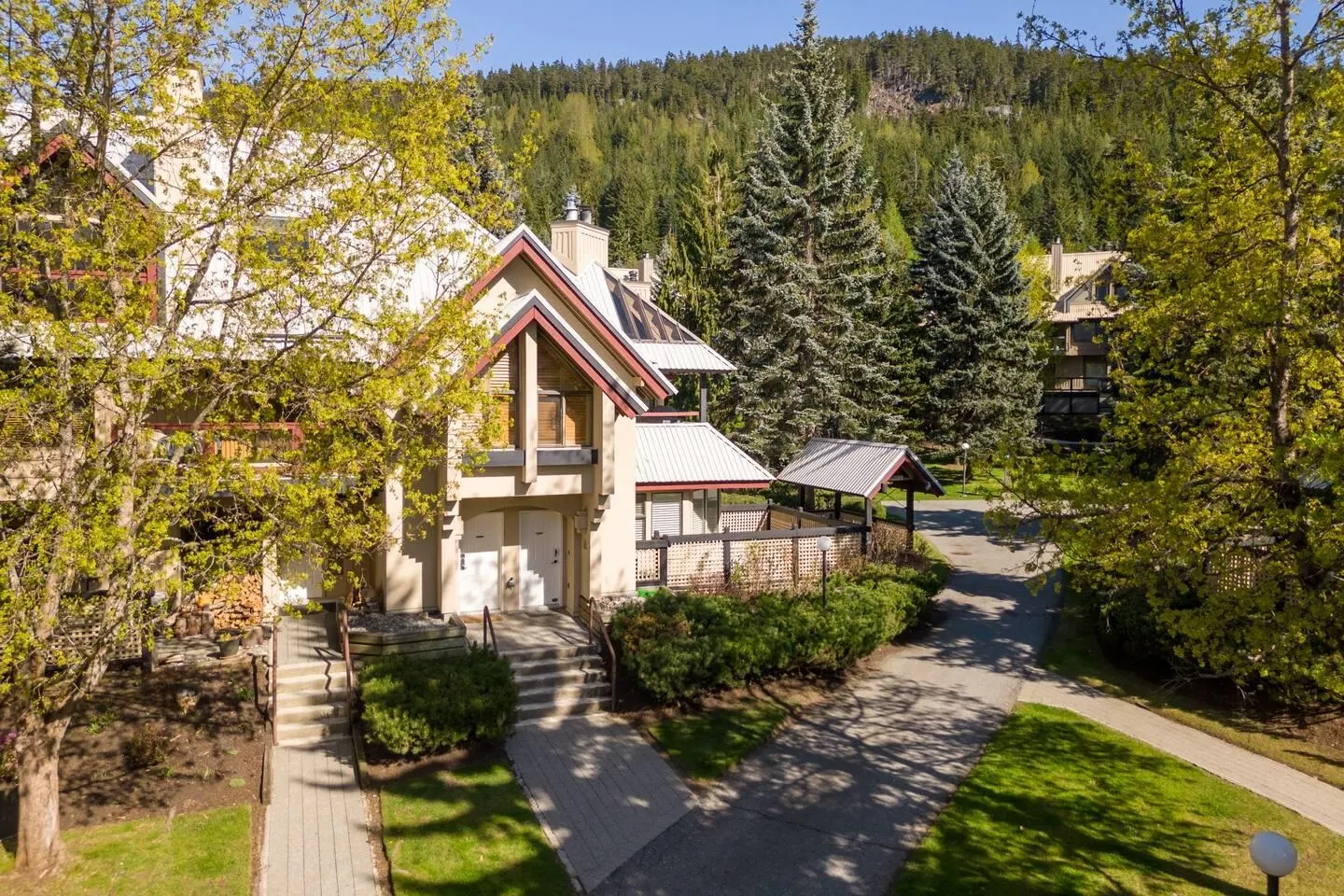 14 4637 Blackcomb Way