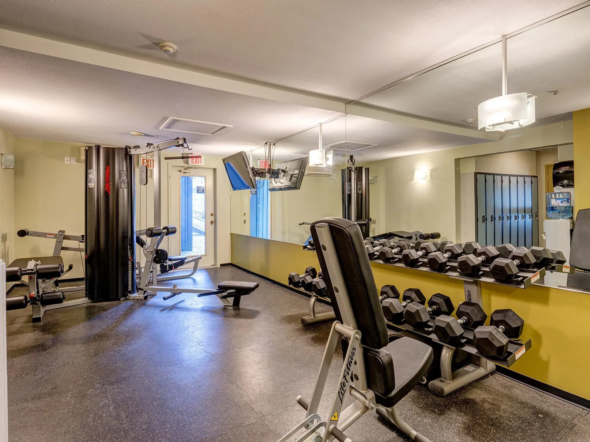 104 4573 Chateau Boulevard