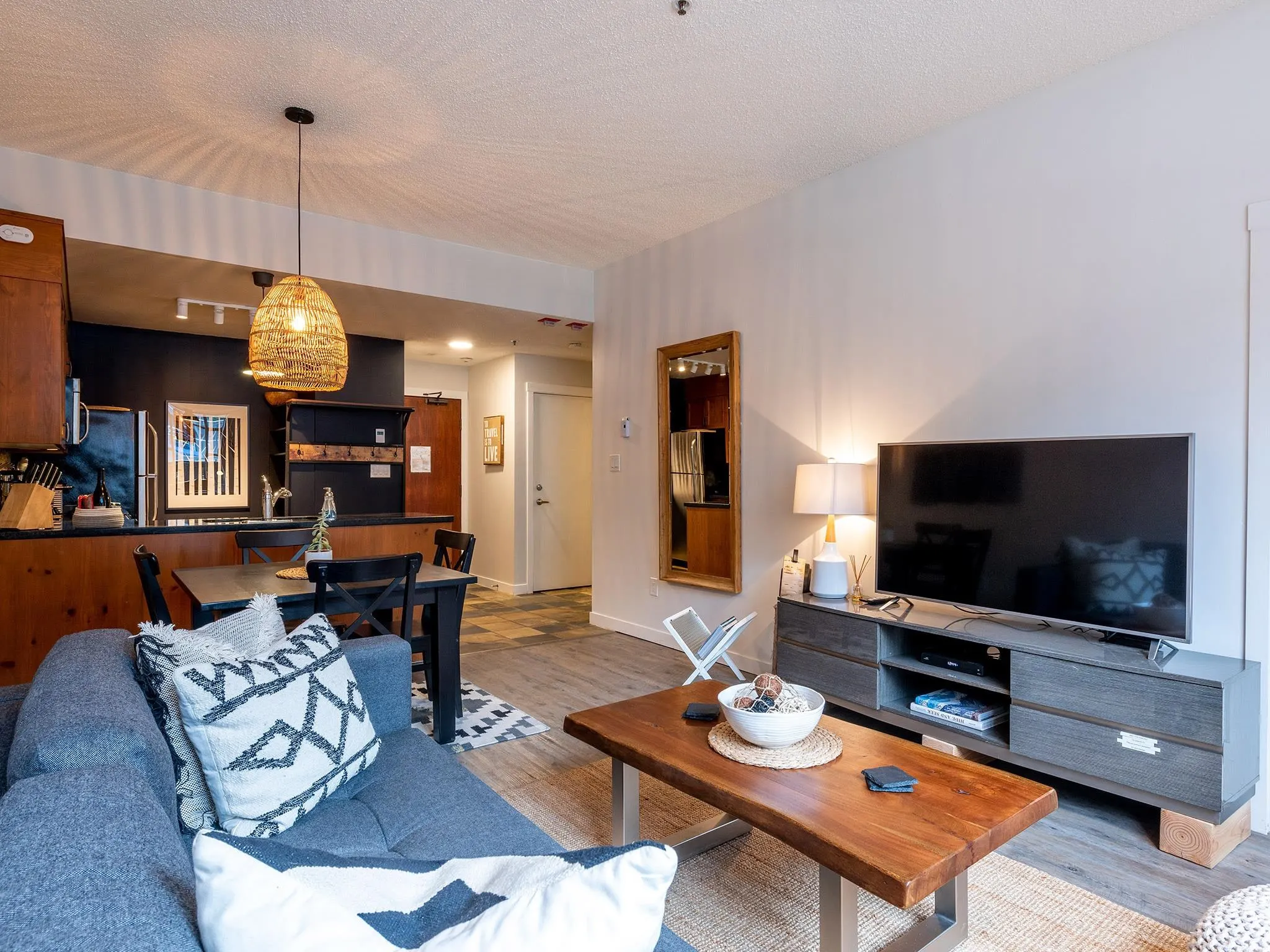 104 4573 Chateau Boulevard