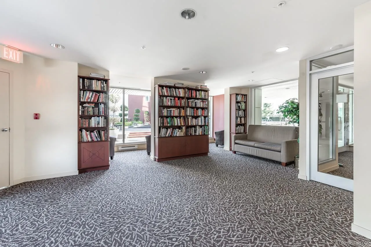 2608 198 Aquarius Mews