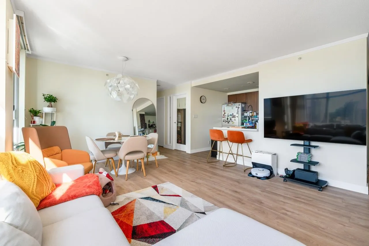 2608 198 Aquarius Mews