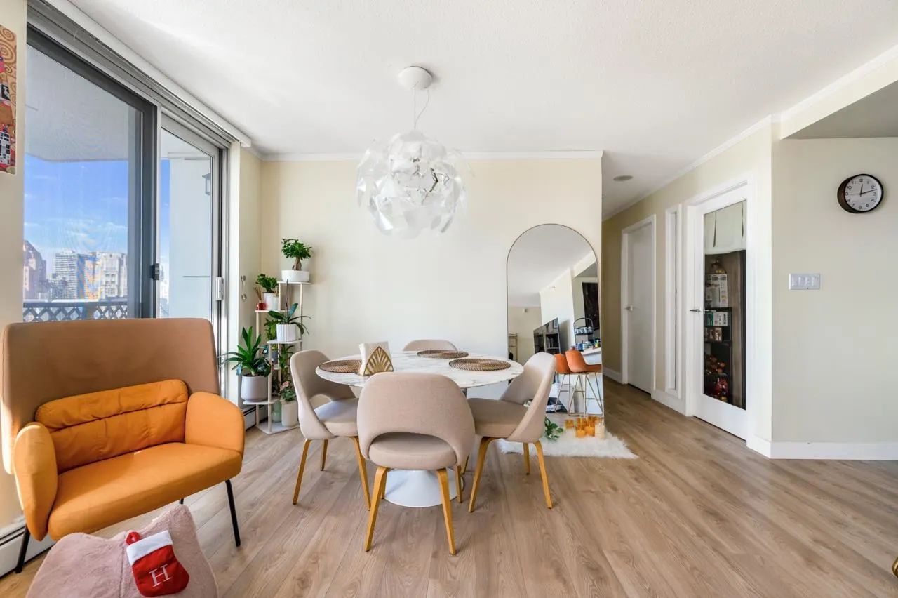 2608 198 Aquarius Mews