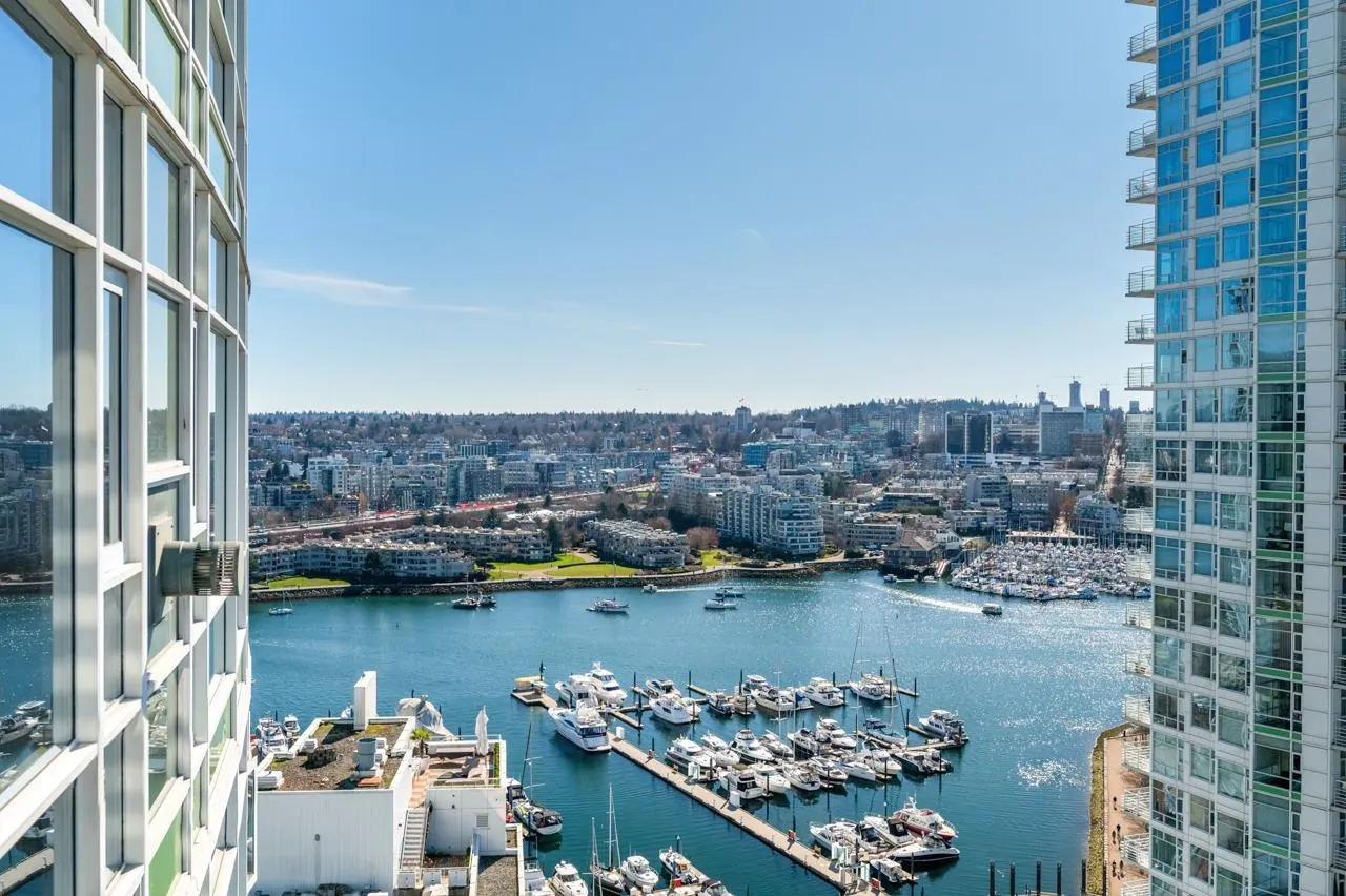 2608 198 Aquarius Mews