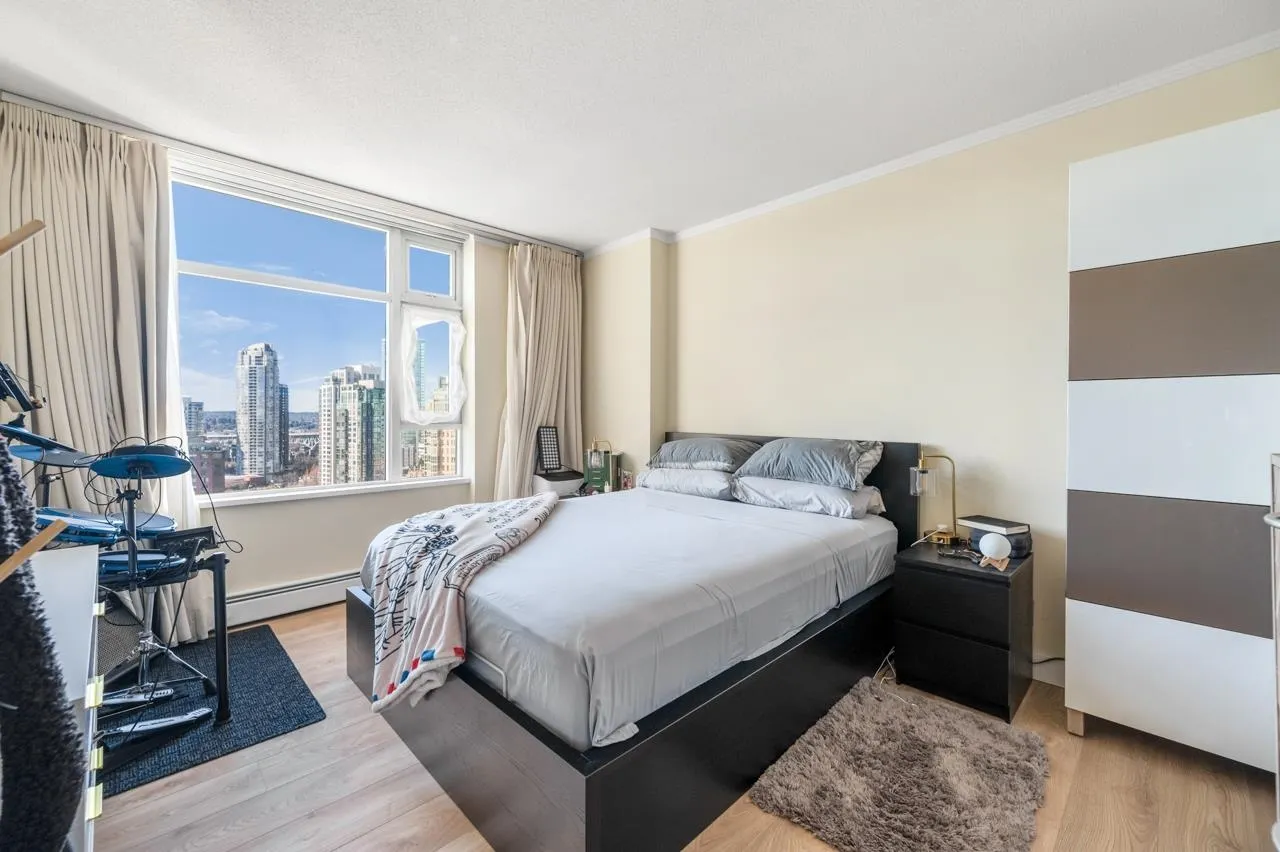 2608 198 Aquarius Mews