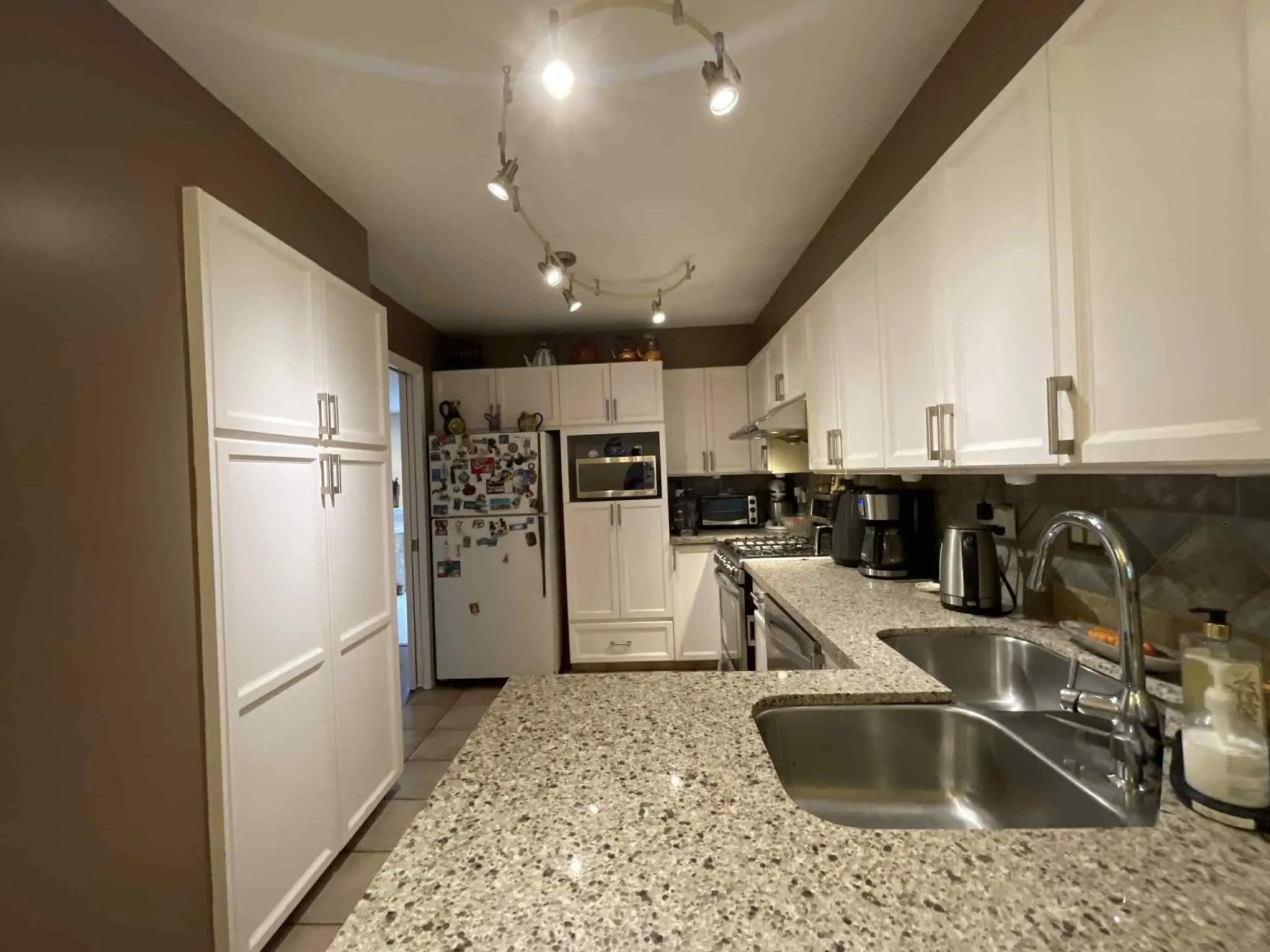 20 920 Citadel Drive