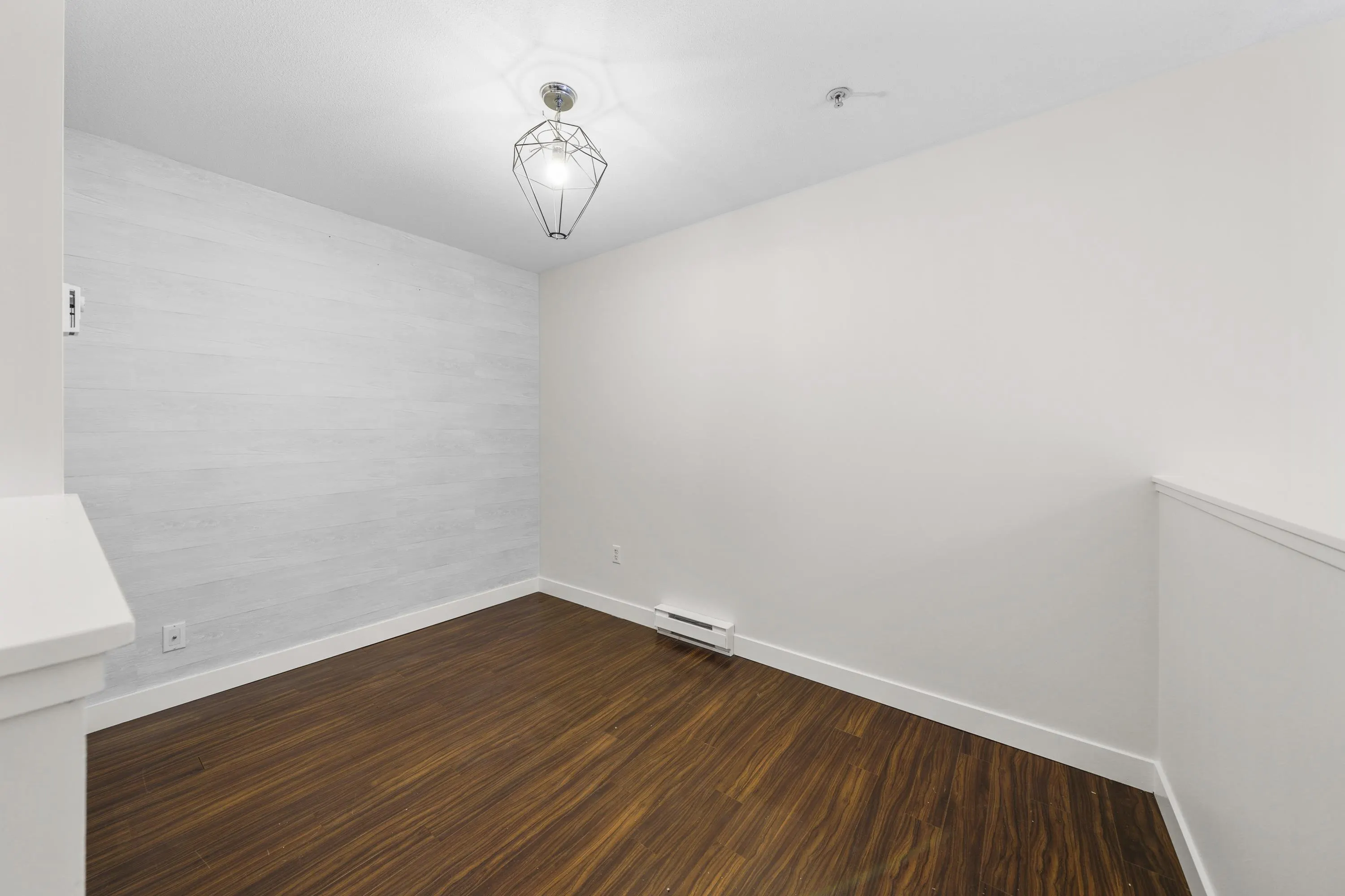 111 12248 224 Street