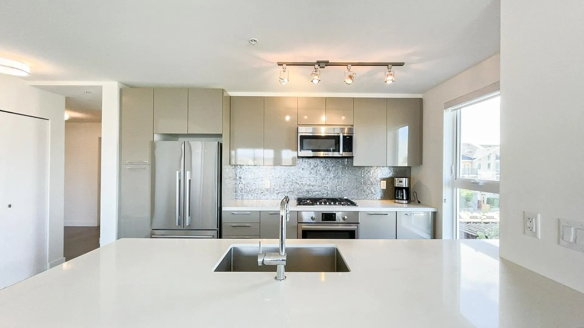 313 10177 River Drive