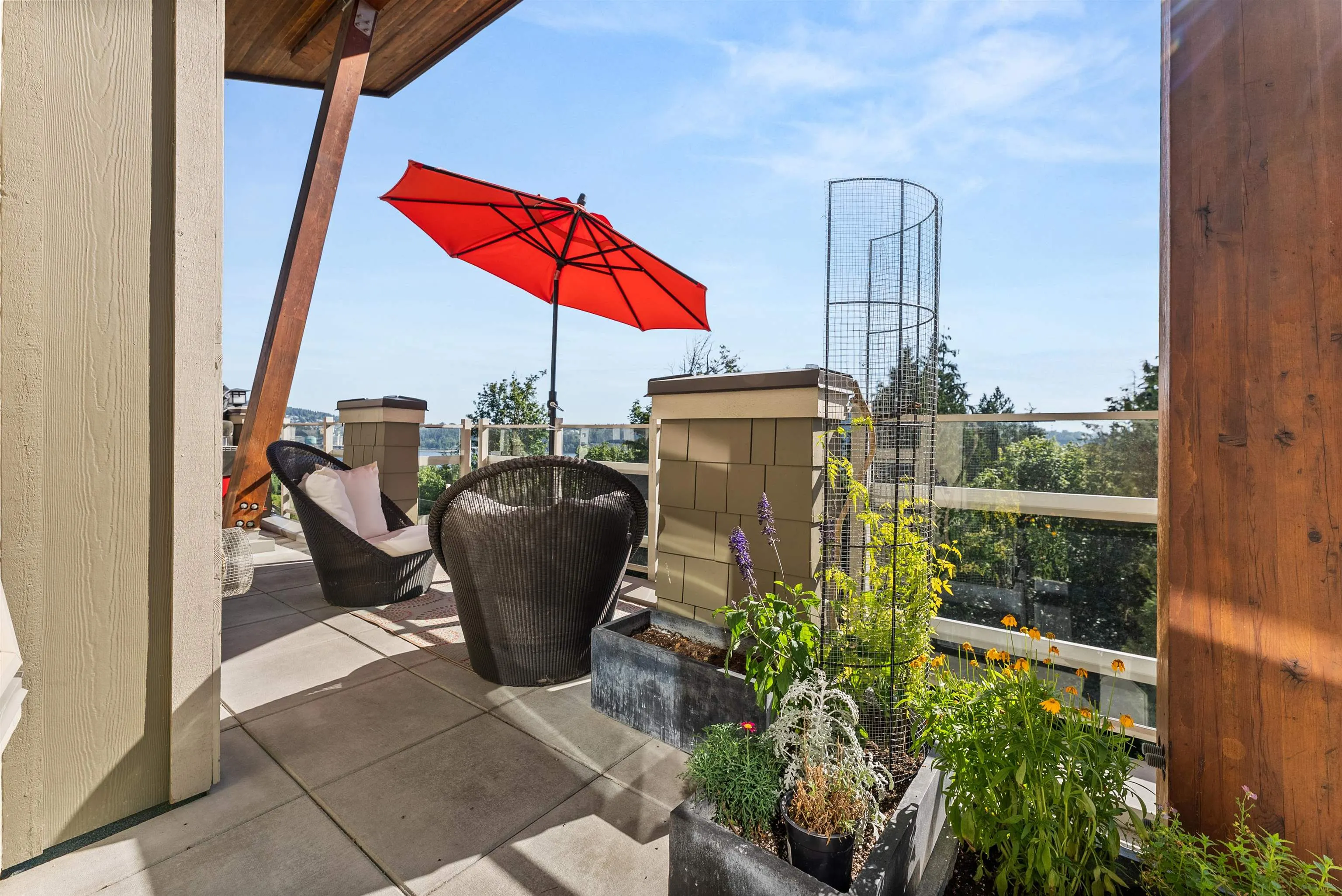 501 560 Raven Woods Drive