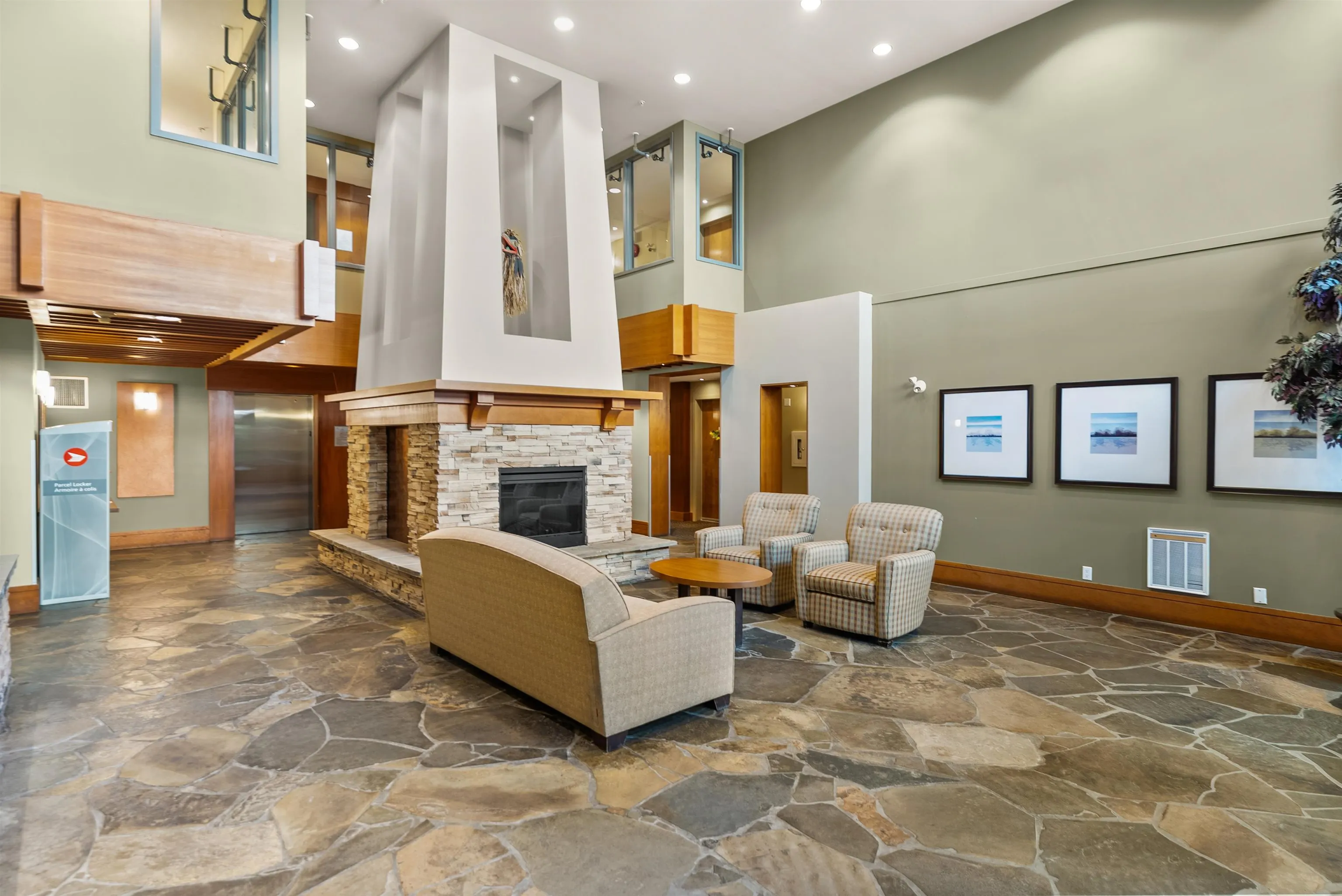 501 560 Raven Woods Drive