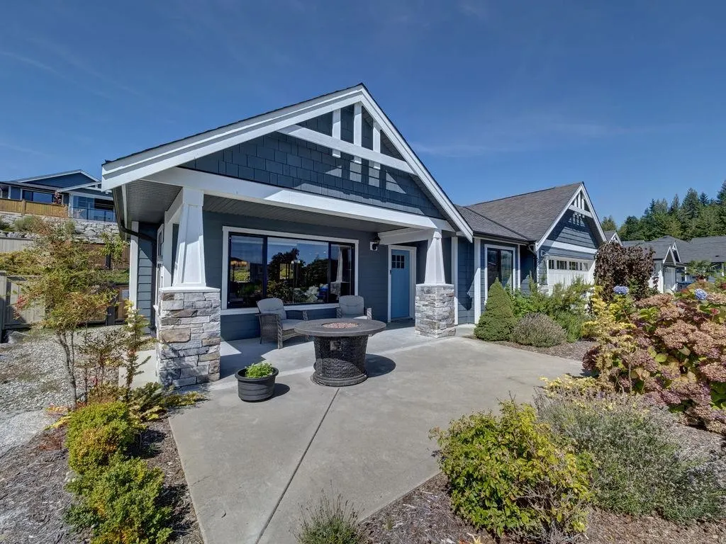 5537 Peregrine Crescent