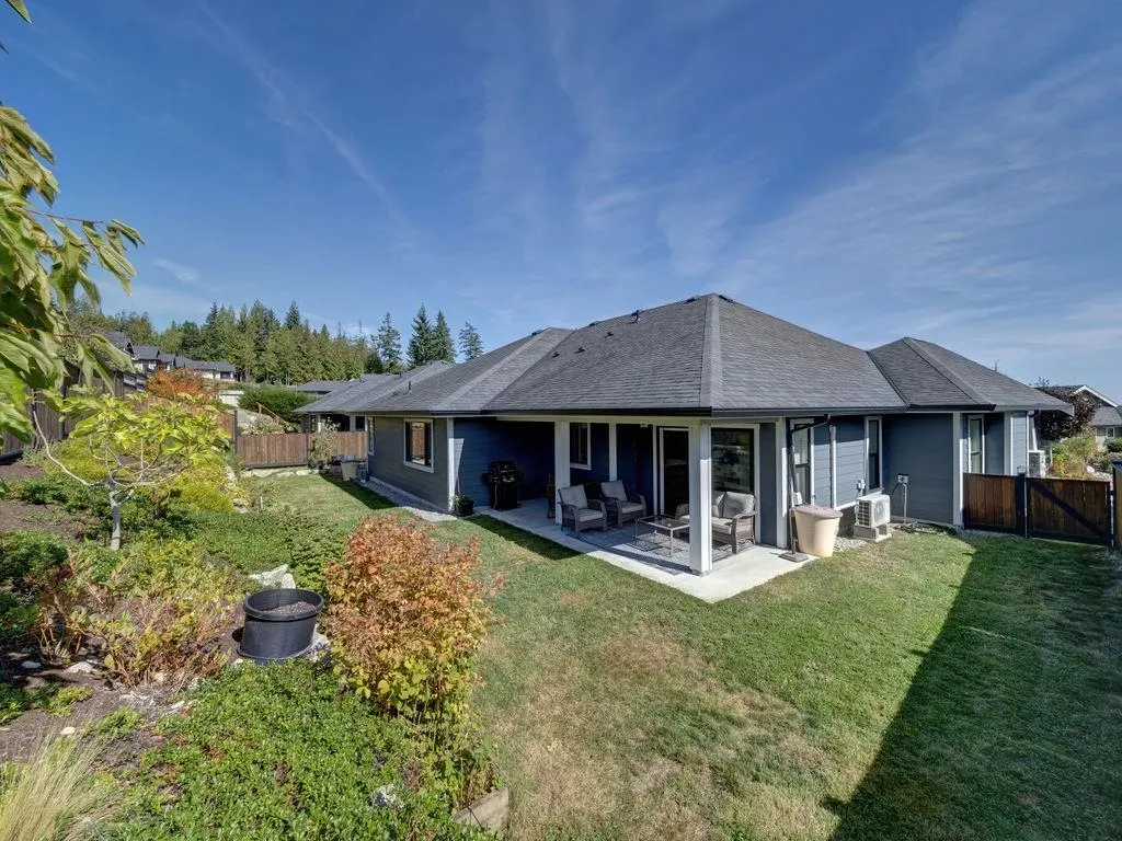 5537 Peregrine Crescent