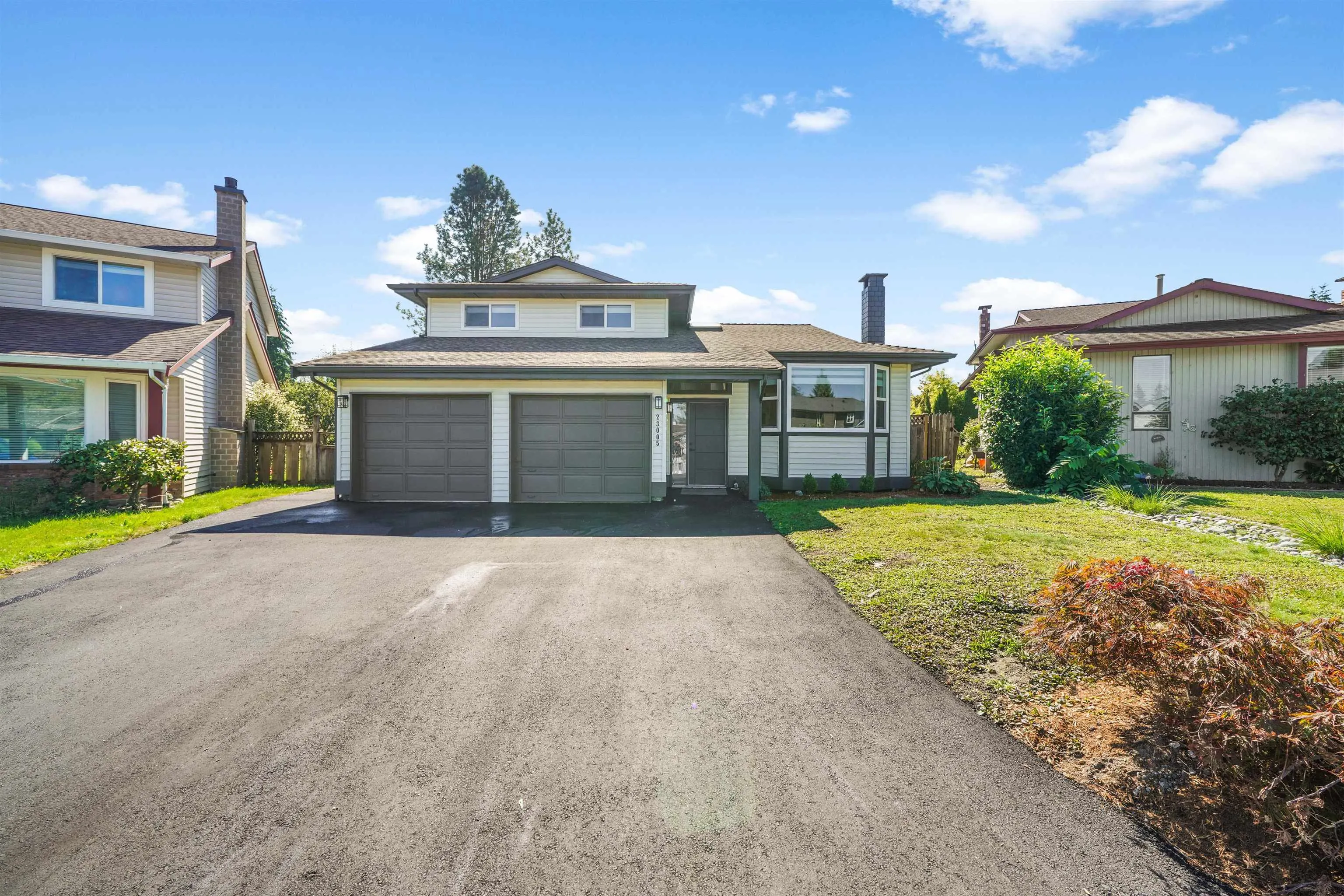 23005 Apple Grove
