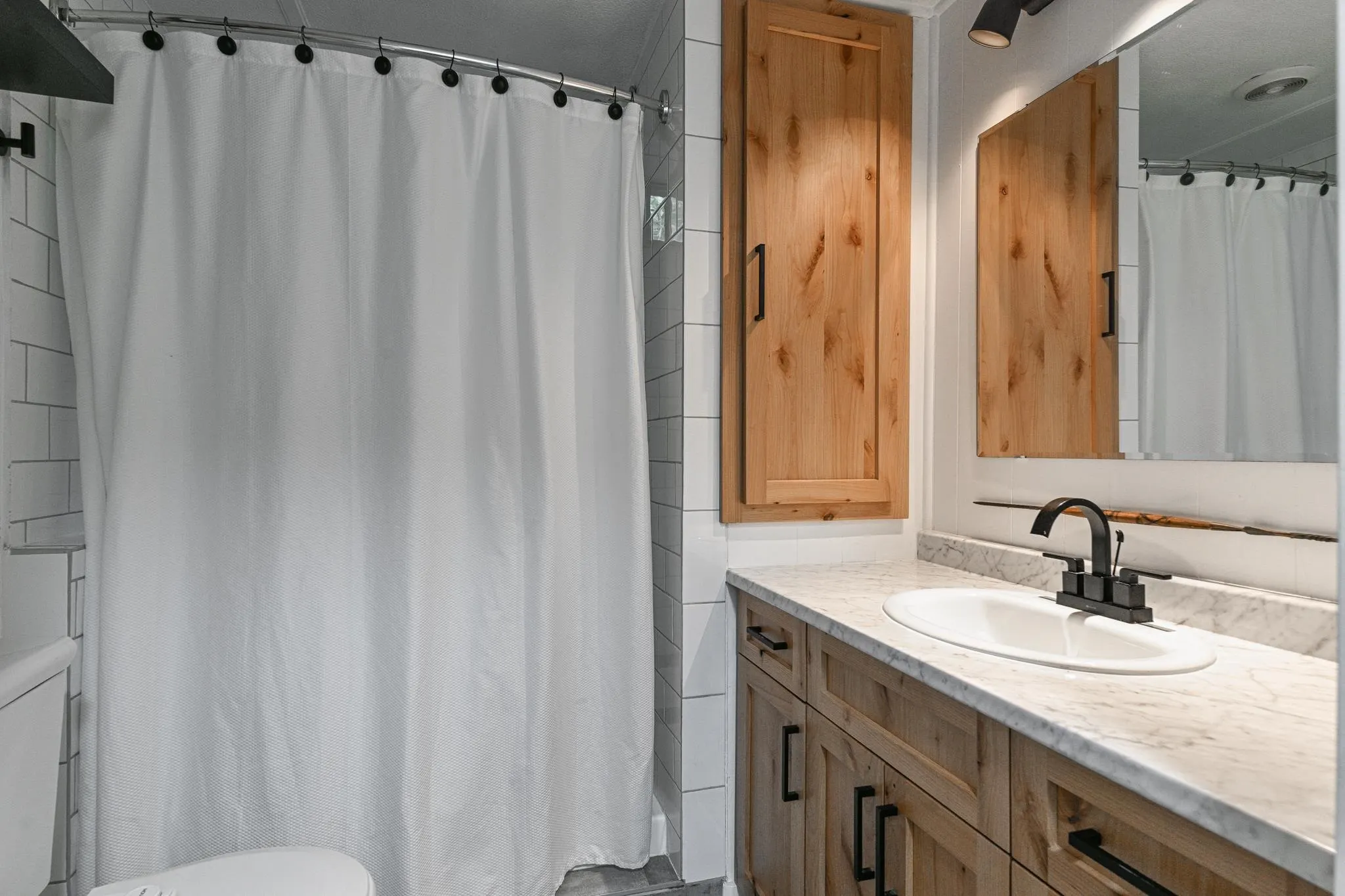 106 46511 Chilliwack Lake Road