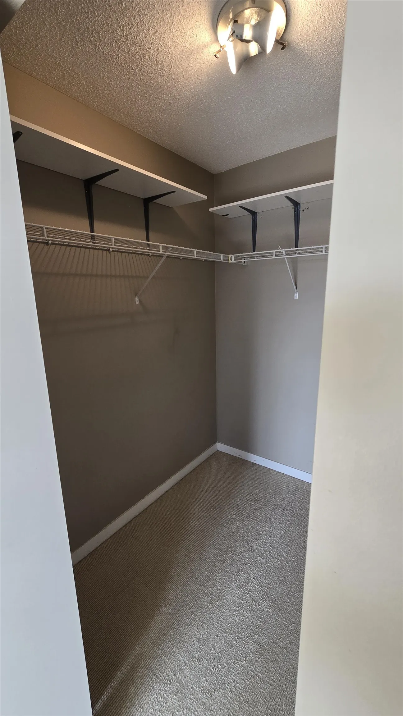 1110 13618 100 Avenue
