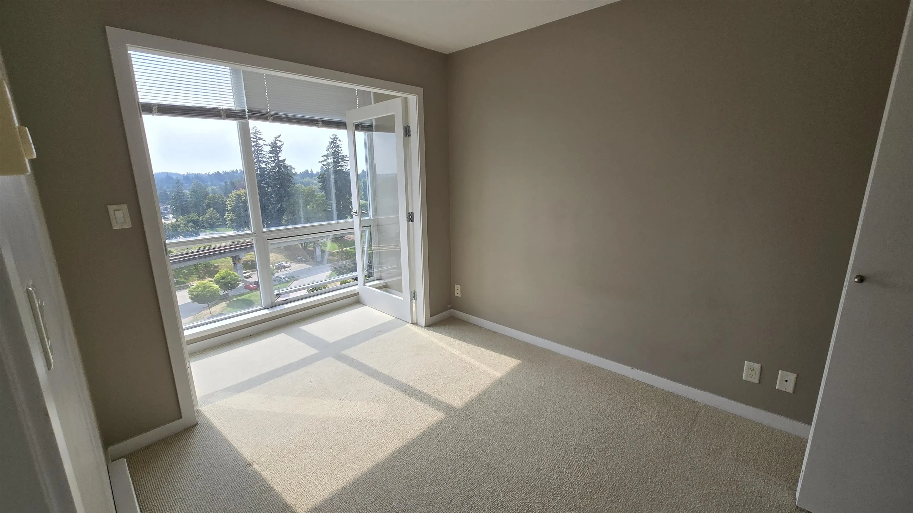 1110 13618 100 Avenue