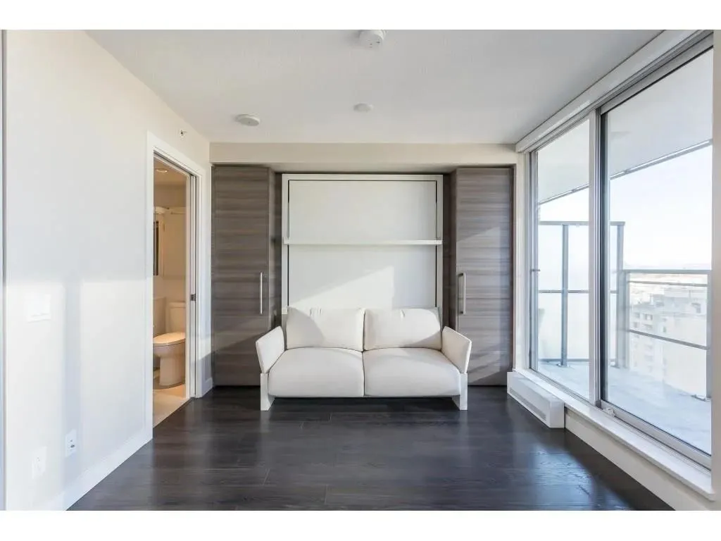 2009 13398 104 Avenue