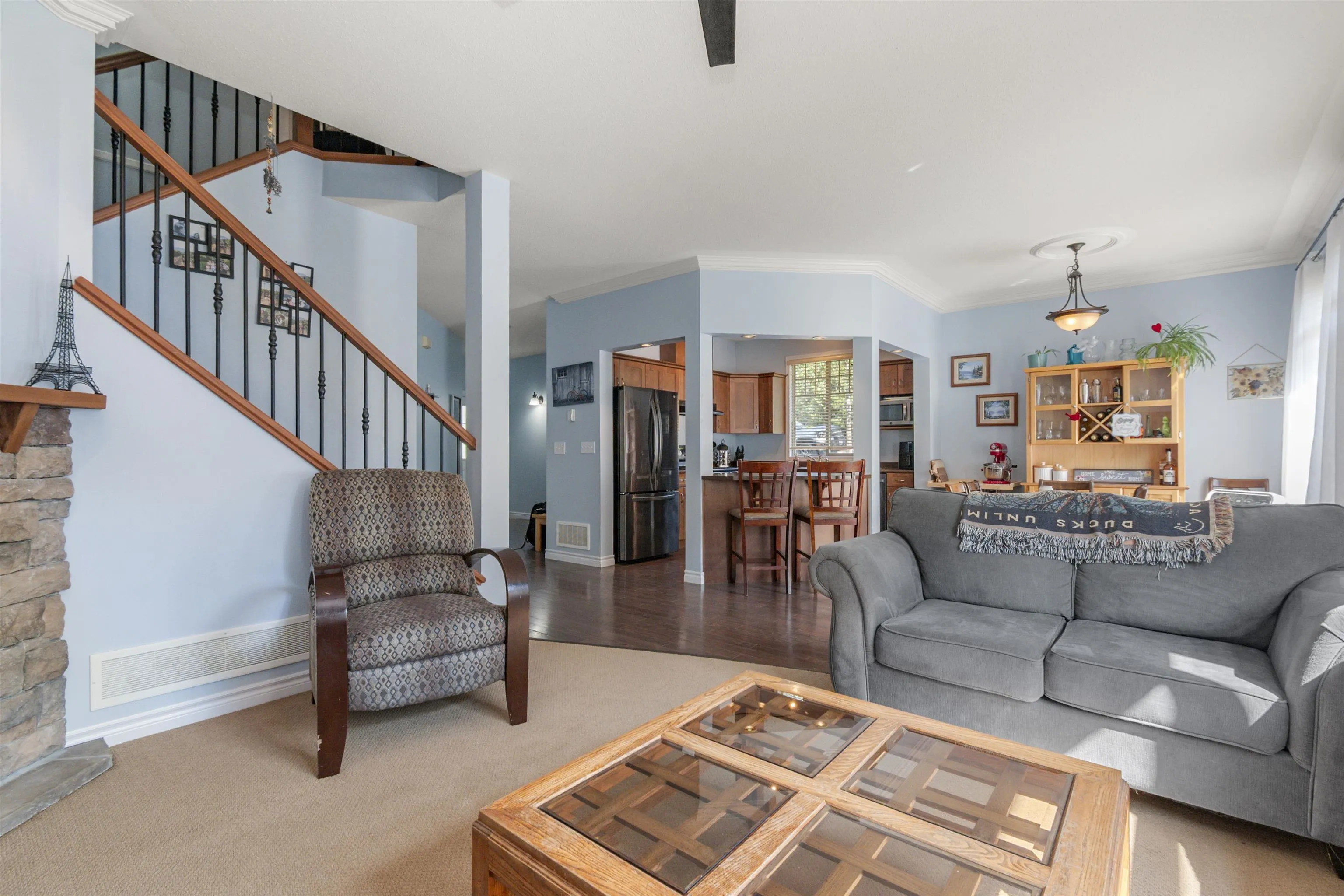 64 46840 Russell Road