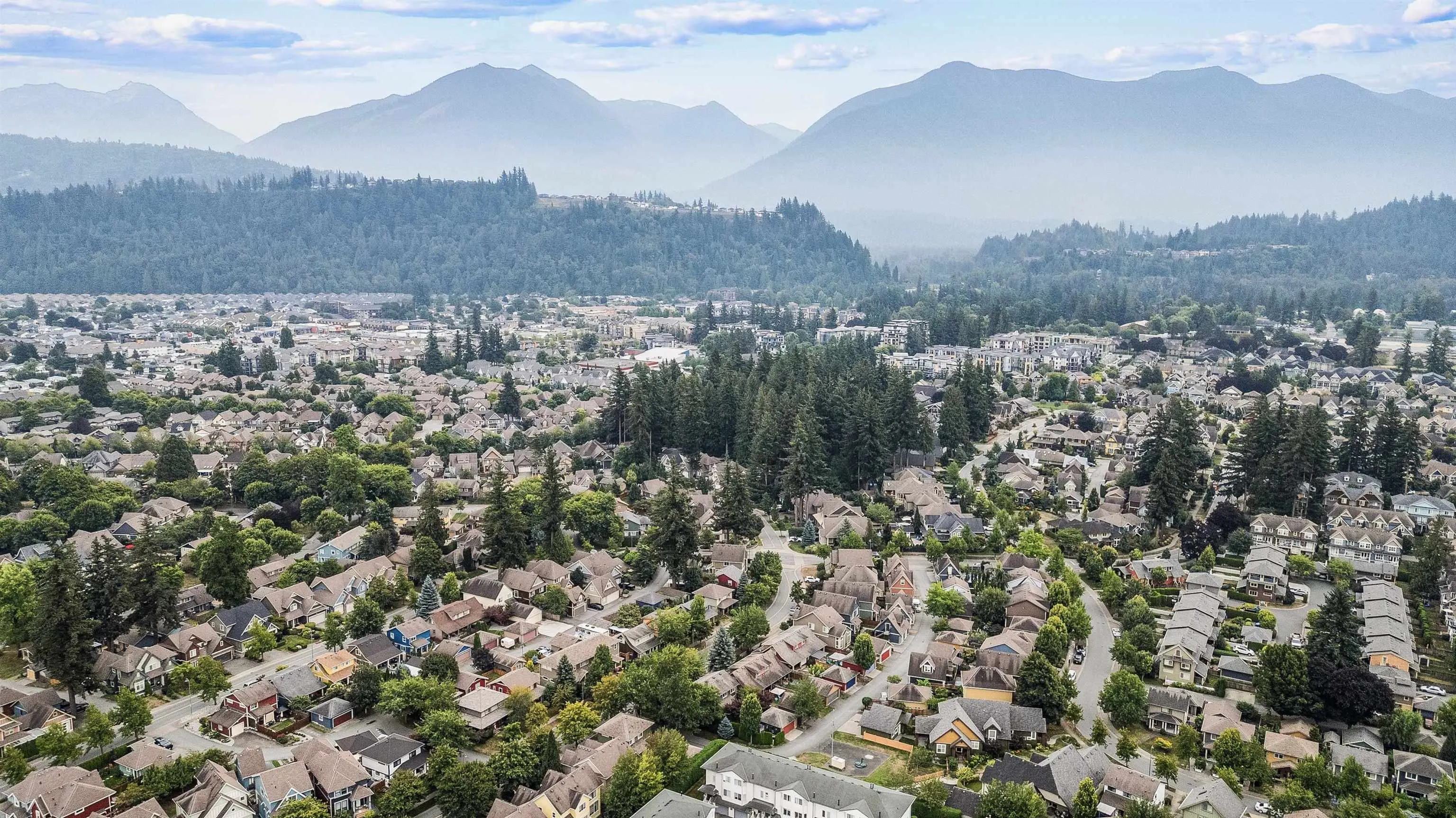 2 5882 Cowichan Street