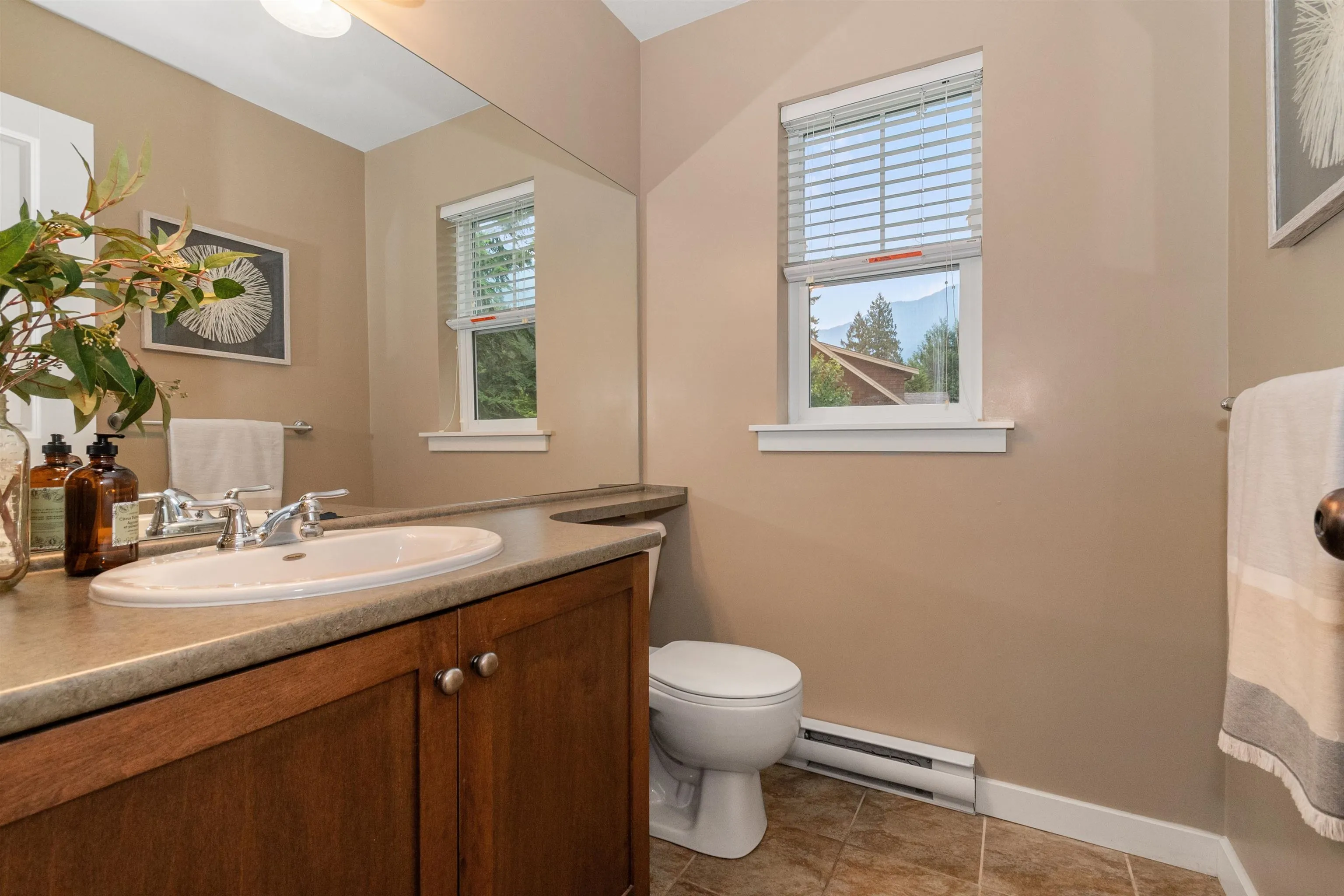 1767 Tree House Trail