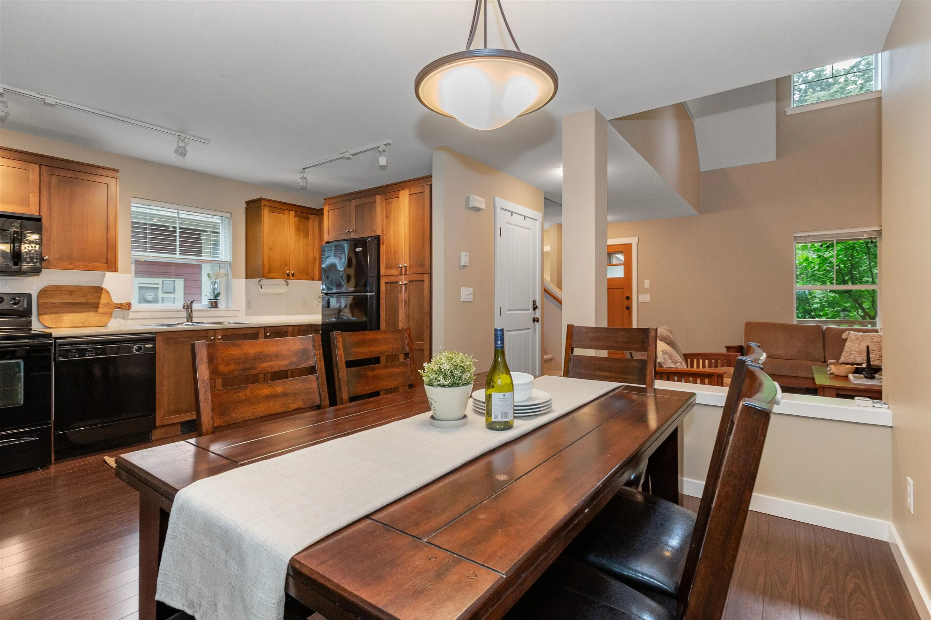 1767 Tree House Trail