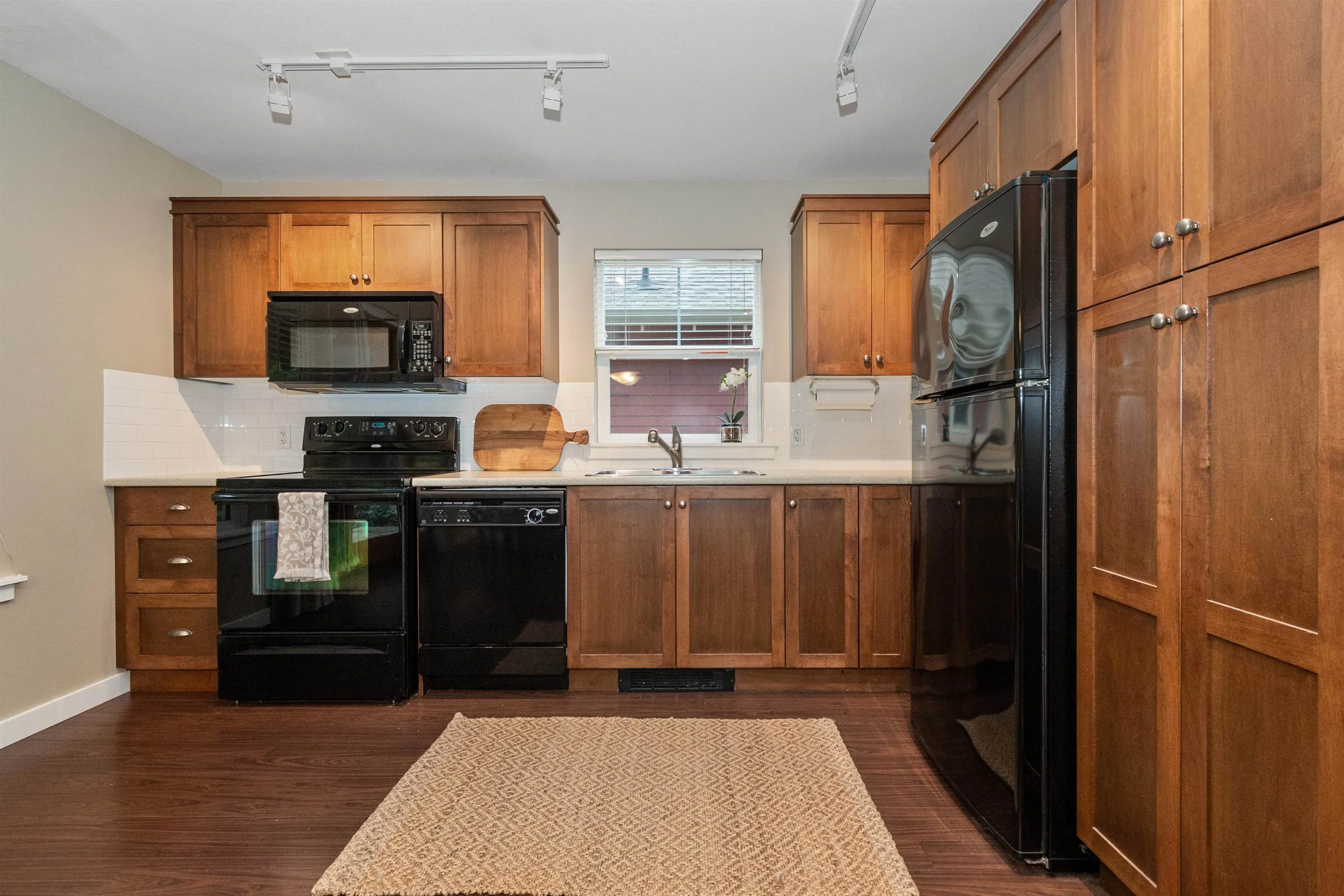 1767 Tree House Trail