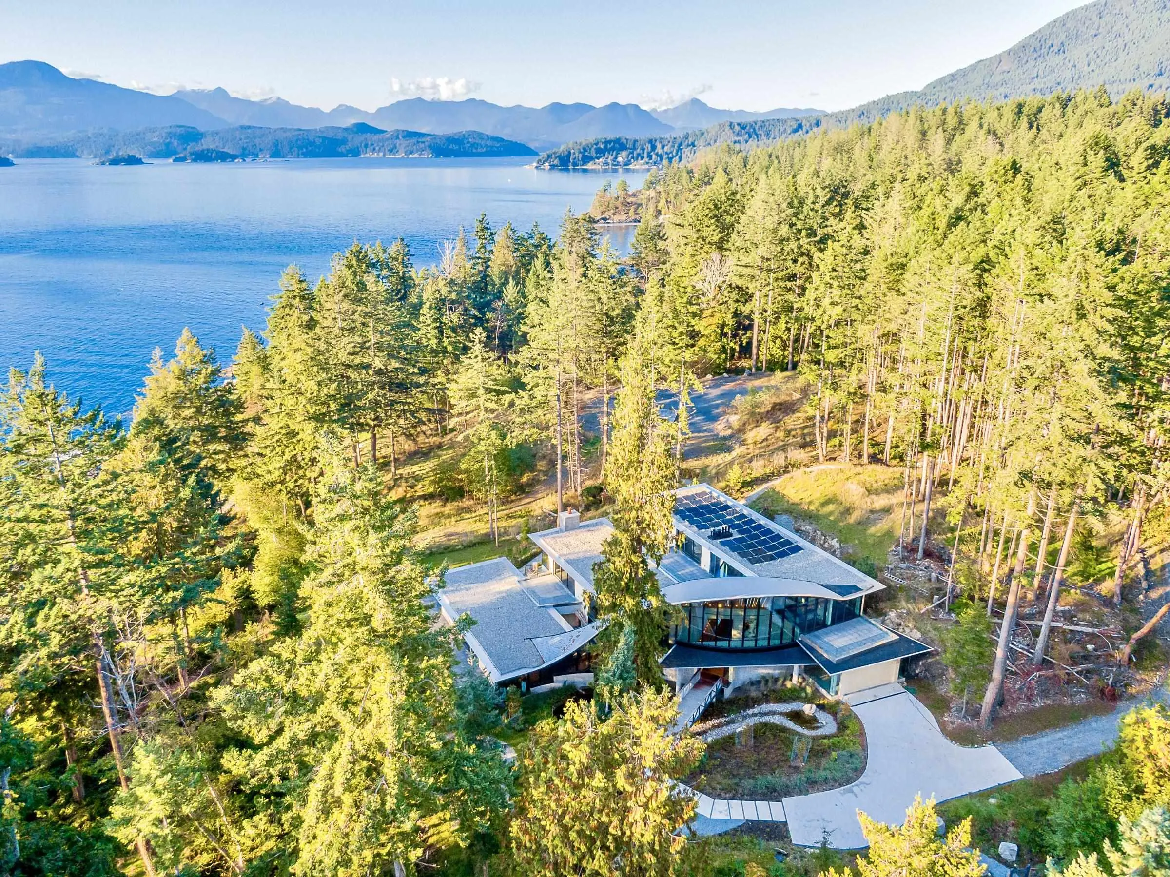 1840 Lighthouse Lane