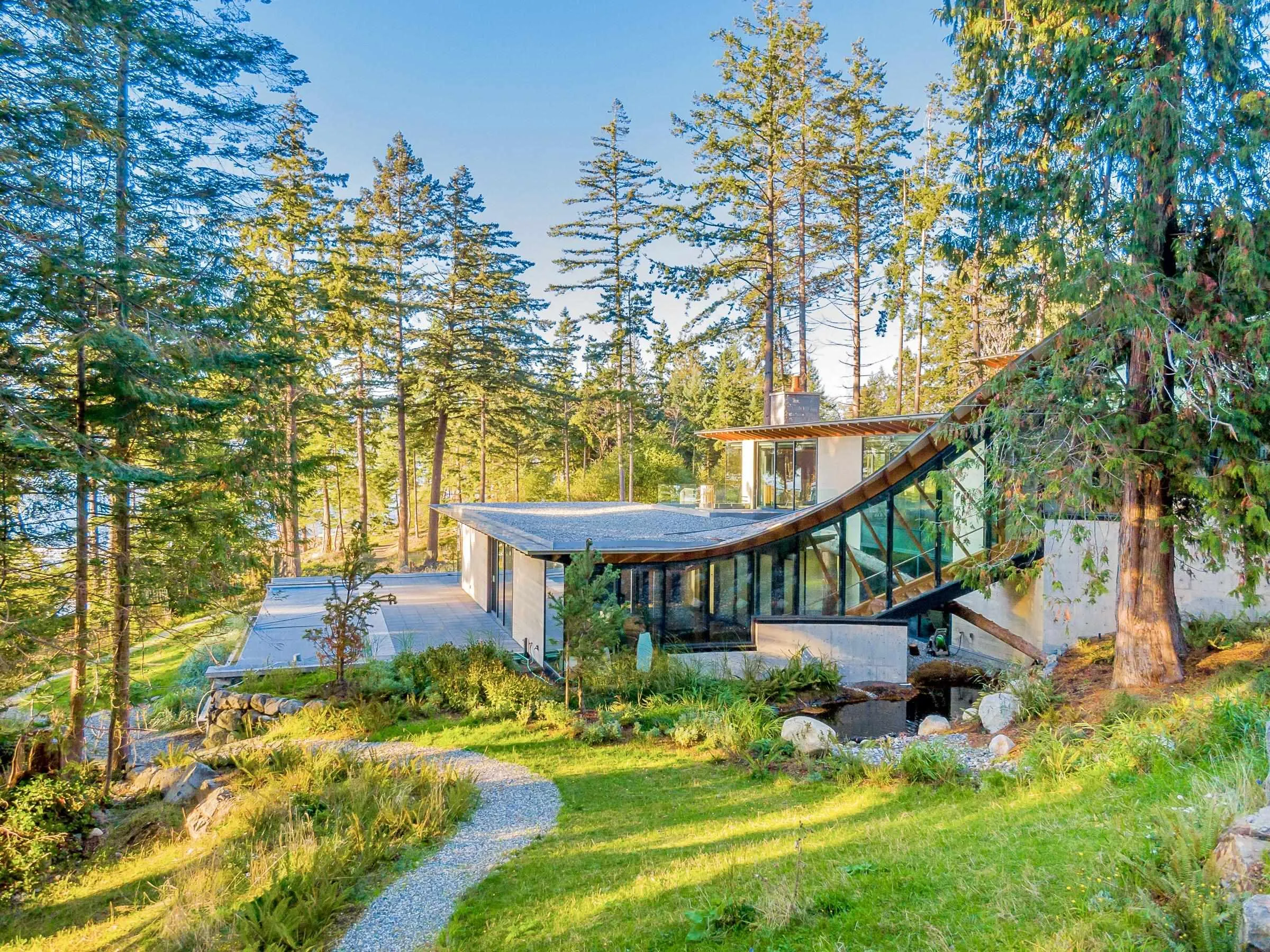 1840 Lighthouse Lane