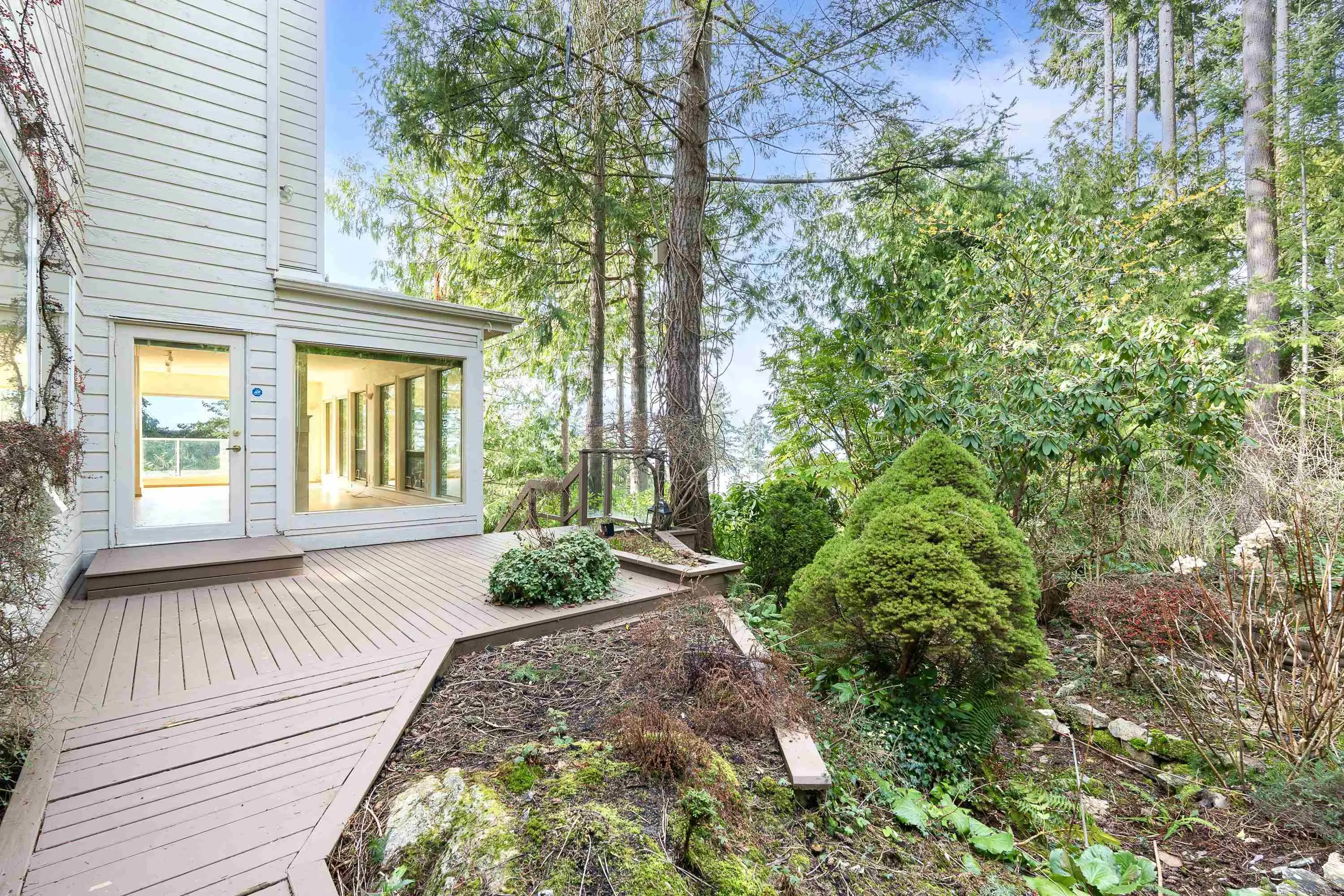 5295 Gulf Place