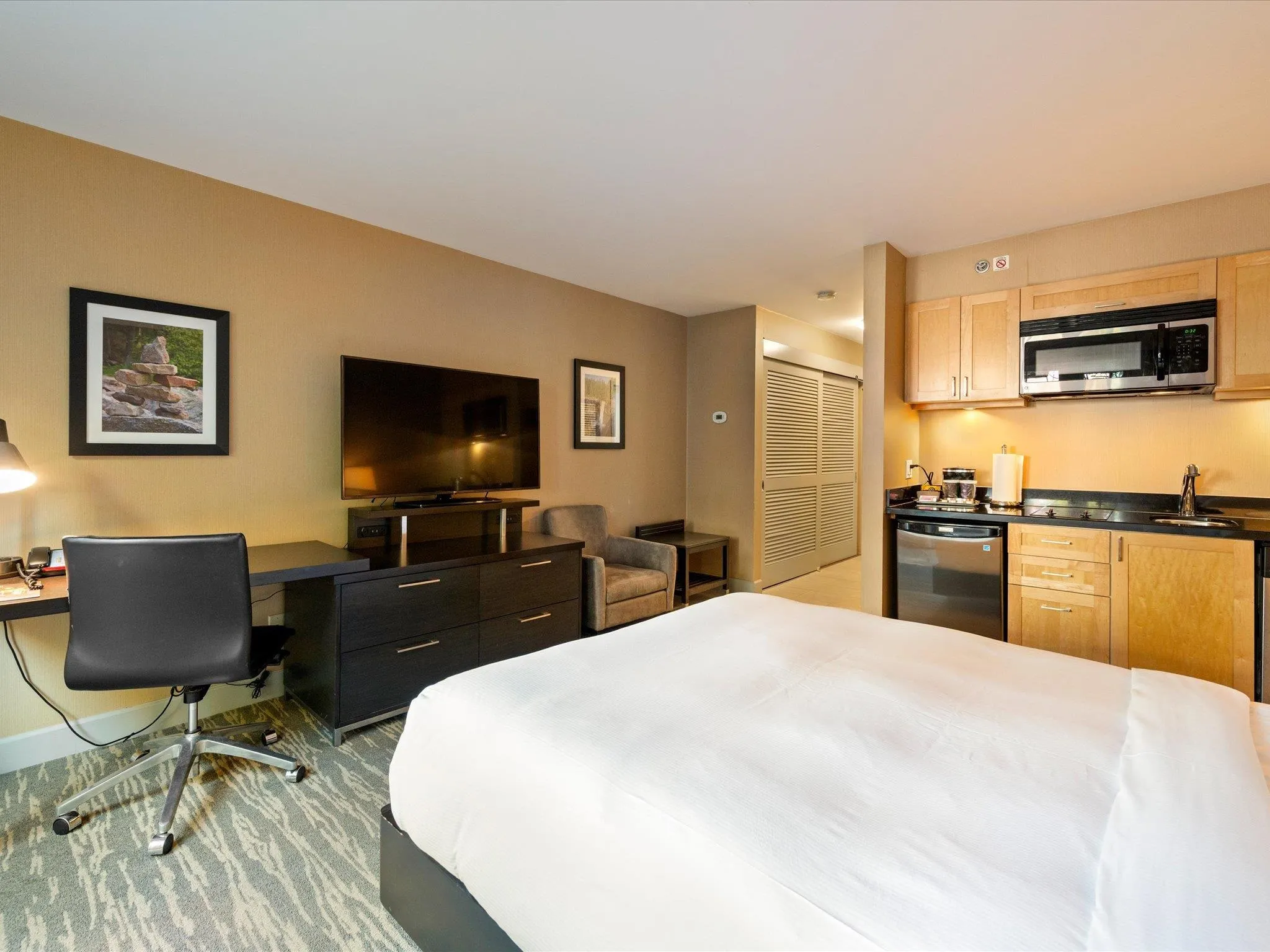 155 4050 Whistler Way