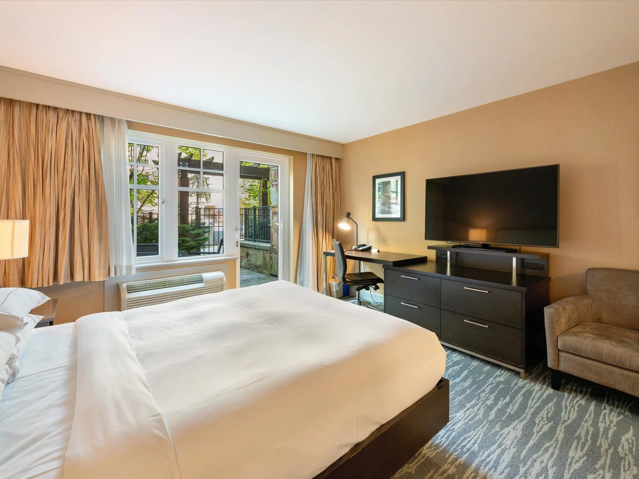 155 4050 Whistler Way