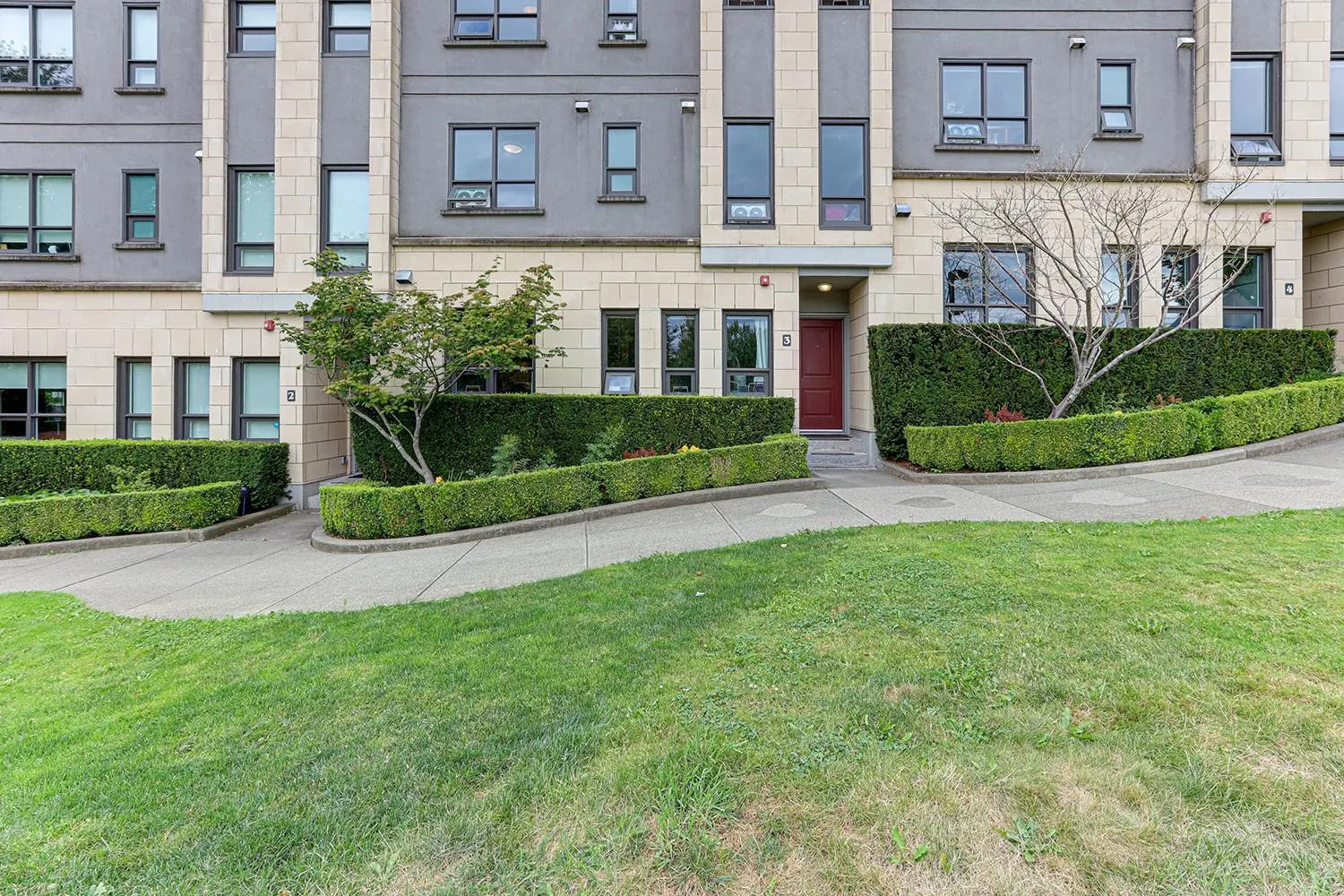 TH3 125 Columbia Street