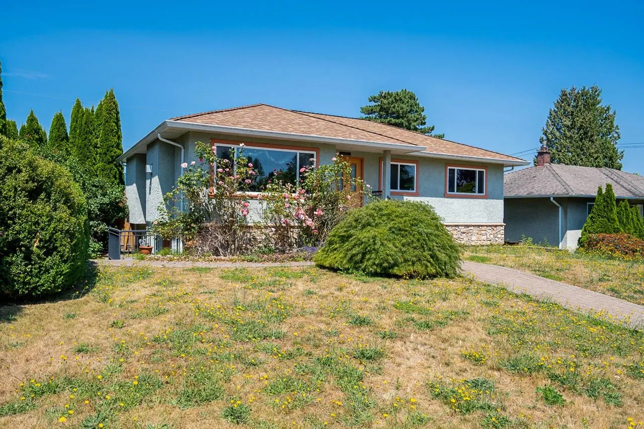 4871 Highlawn Drive