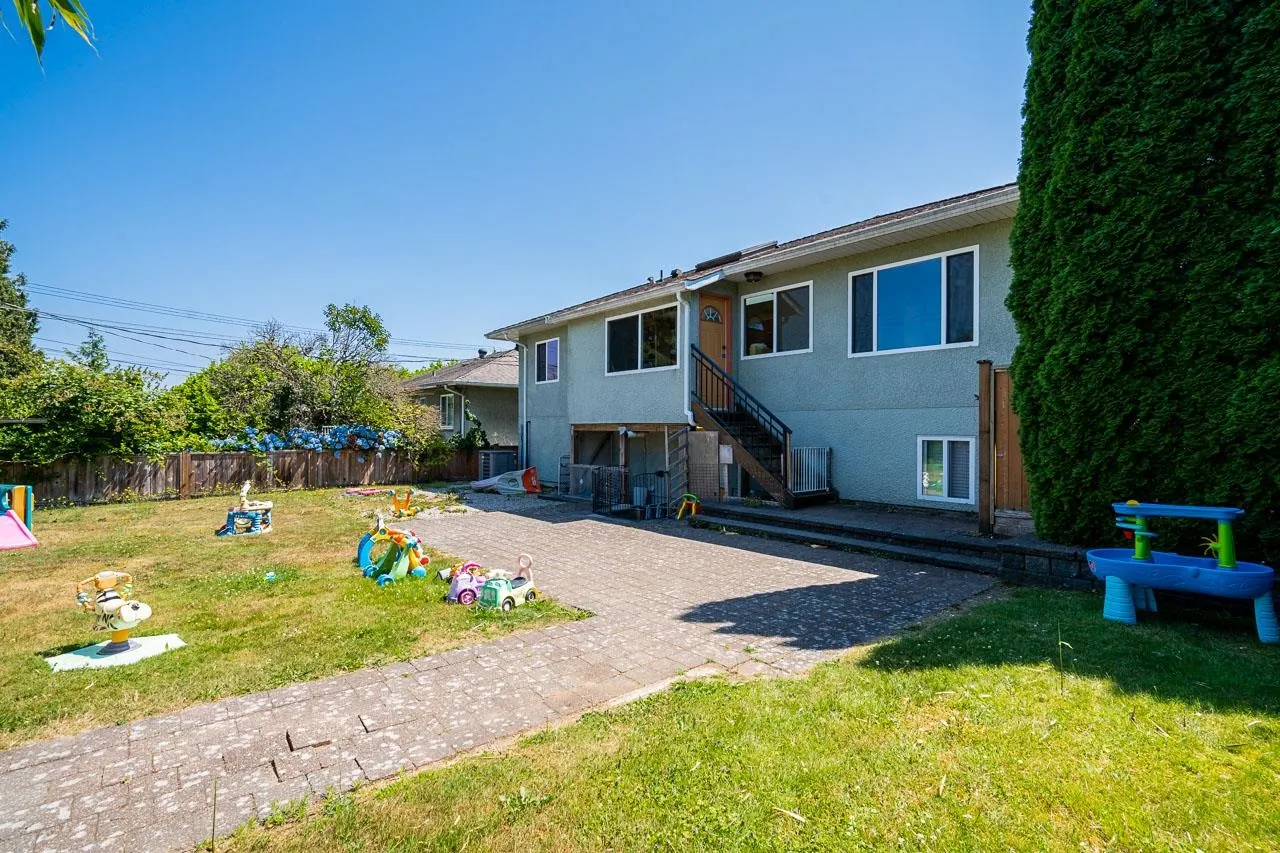 4871 Highlawn Drive